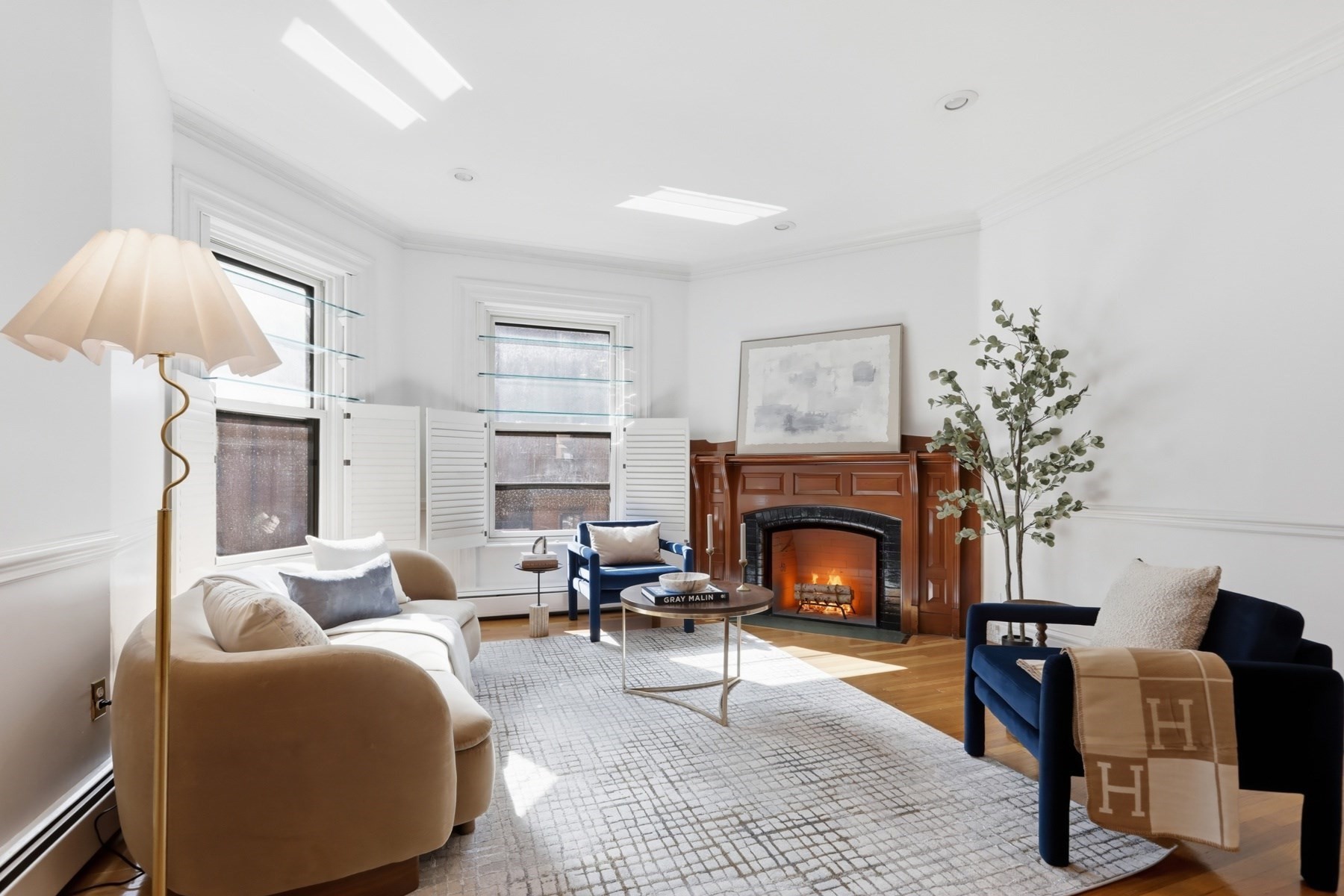 258 Marlborough St  UNIT 2R Boston Massachusetts United States, for Sale, residential, Darcy Bento, South Boston  Realtor Bento Real Estate Group, Bento Real Estate Group, Inc.
