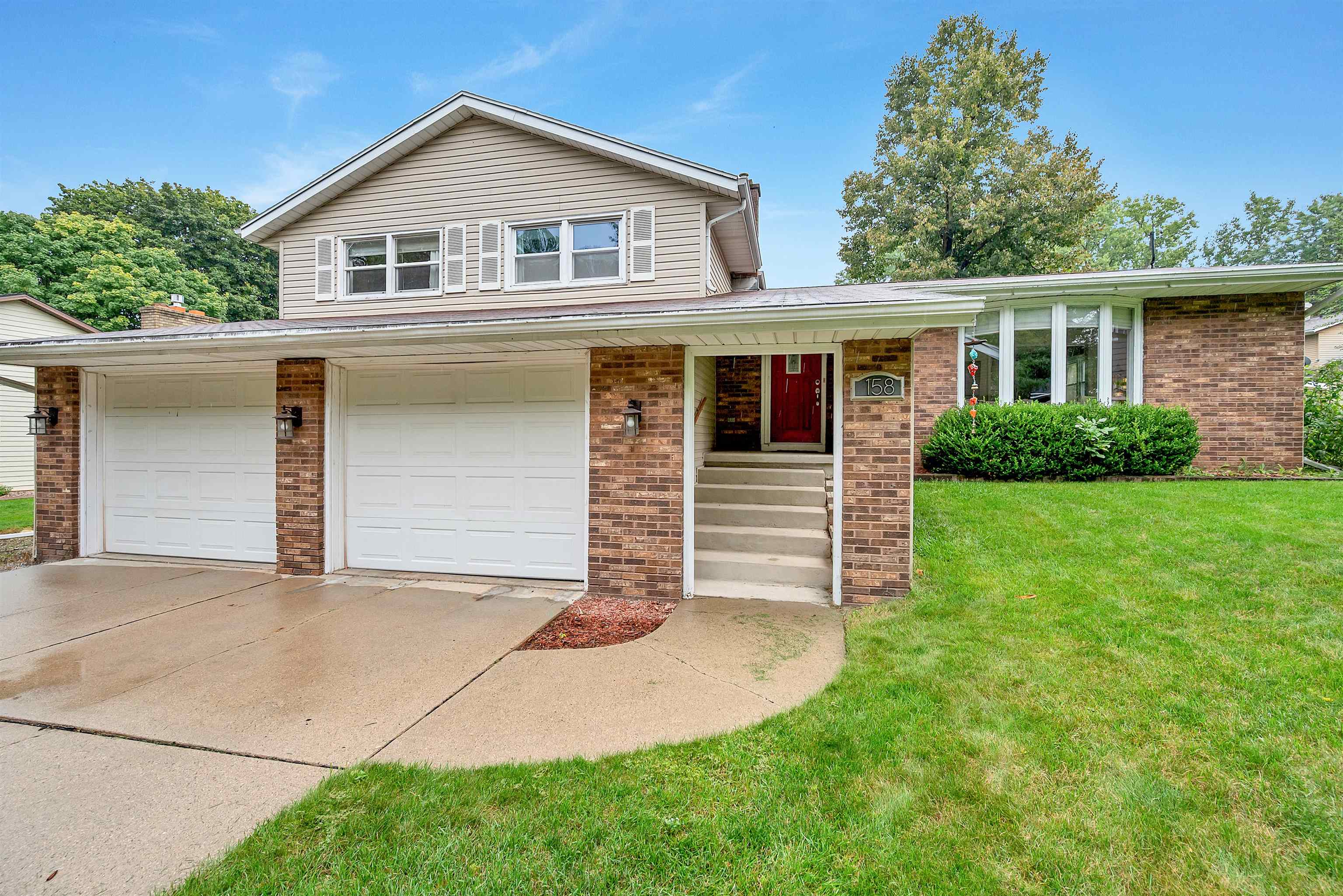 158 WINCHESTER Way Green Bay Wisconsin United States, for Sale, residential,  , Fireside Realty LLC