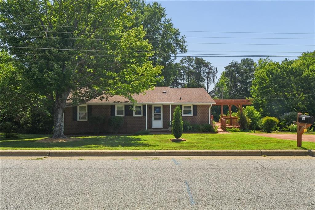 1011 Duggins Street Kernersville North Carolina United States, for Sale, residential, J.C. Grose, Triad Home and Land Co.