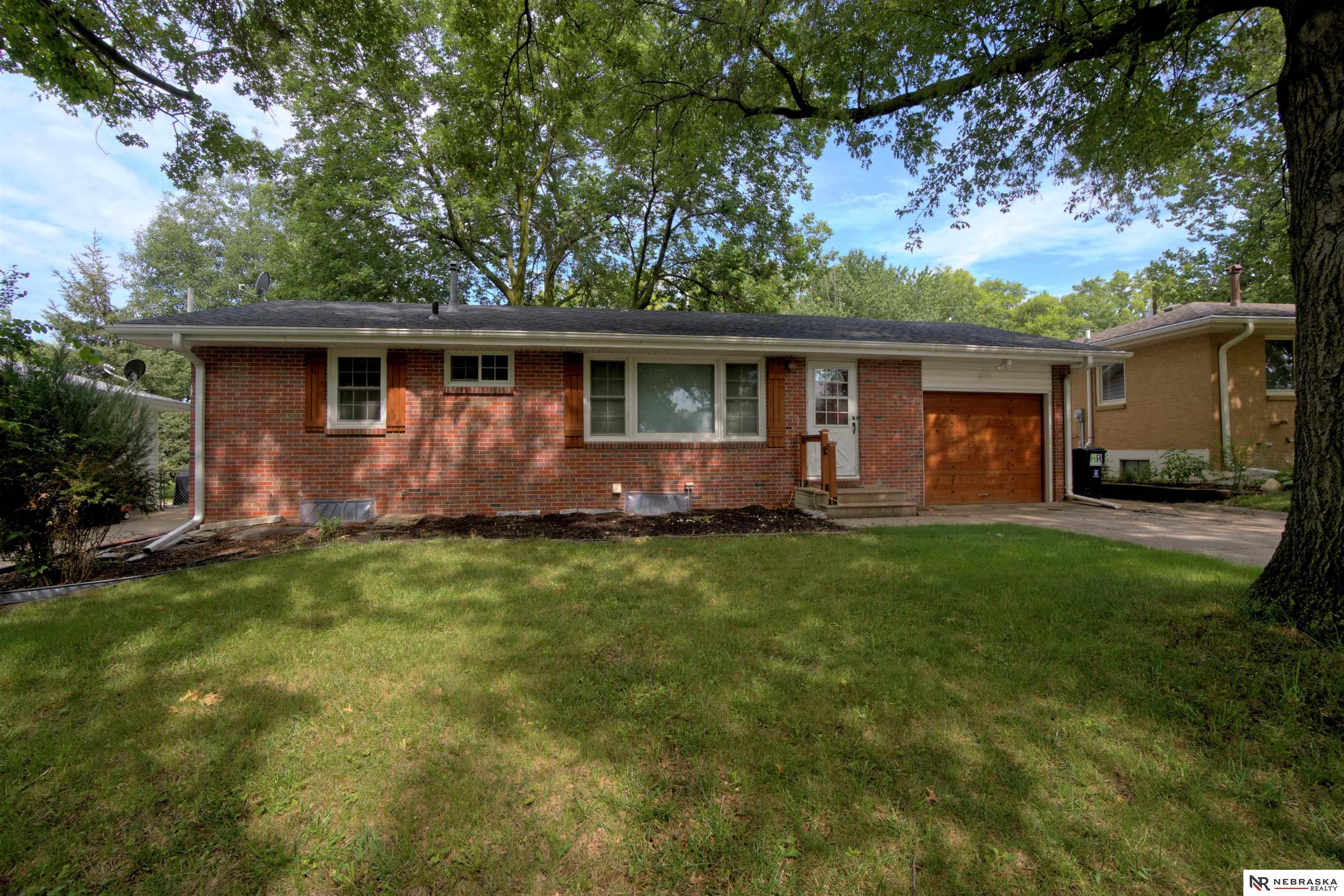 431 Terrace Road Lincoln Nebraska United States, for Sale, residential,  , Wolf Professional Realty PC
