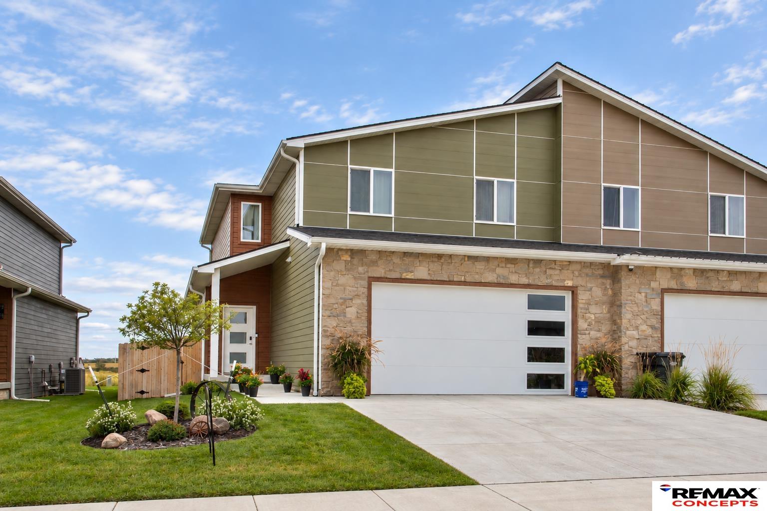 256 N 105th Street Lincoln Nebraska United States, for Sale, residential,  , Wolf Professional Realty PC