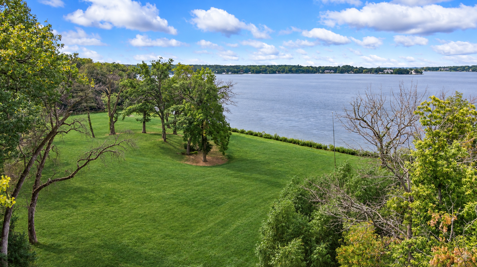 535 Bushaway Road Wayzata Minnesota United States, for Sale, residential, Kathy Sawicki, Coldwell Banker Realty
