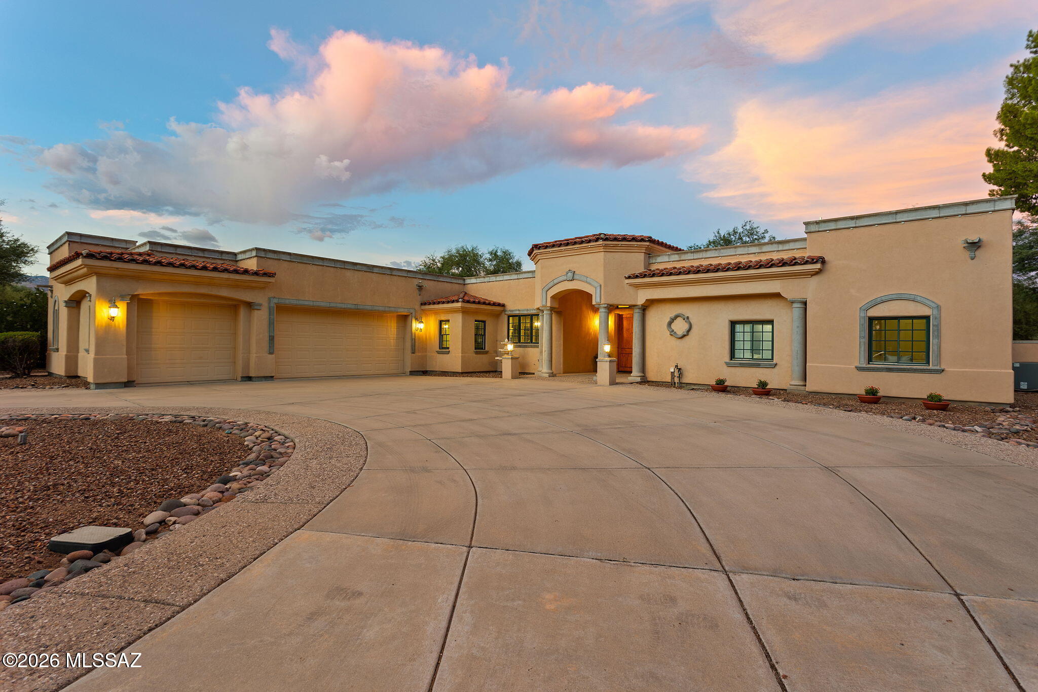 2010 N Forty Niner Drive Tucson Arizona United States, for Sale, residential, Aaron Lieberman, TIERRA ANTIGUA REALTY