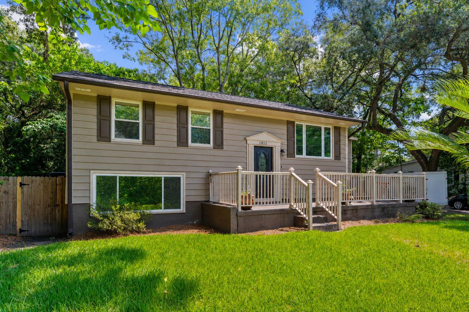 1811 Manigault Place Charleston South Carolina United States, for Sale, residential, Bobbie  Rose, Keller Williams Realty Charleston/West Ashley