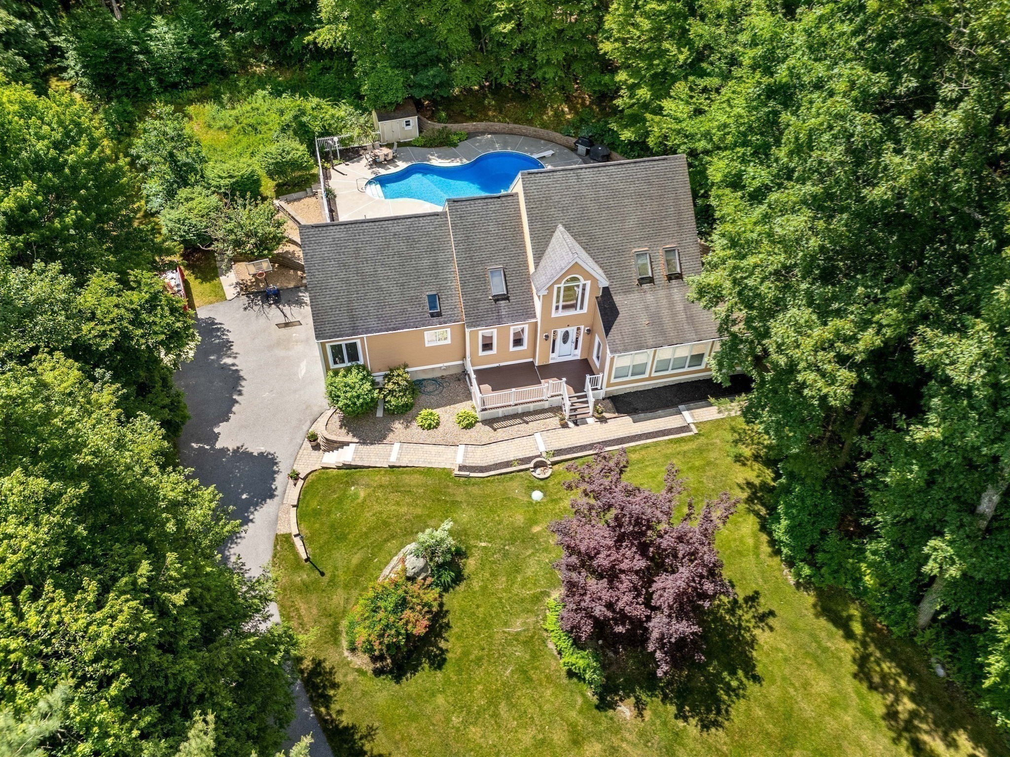 9 Abby Road Westford Massachusetts United States, for Sale, residential,  , The Edwards Realty Team - Barrett Sotheby's International Realty