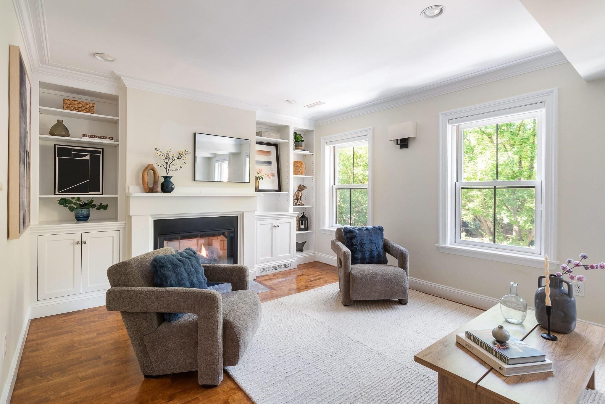 7 Ringgold St  UNIT 2 Boston Massachusetts United States, for Sale, residential, Darcy Bento, South Boston  Realtor Bento Real Estate Group, Bento Real Estate Group, Inc.