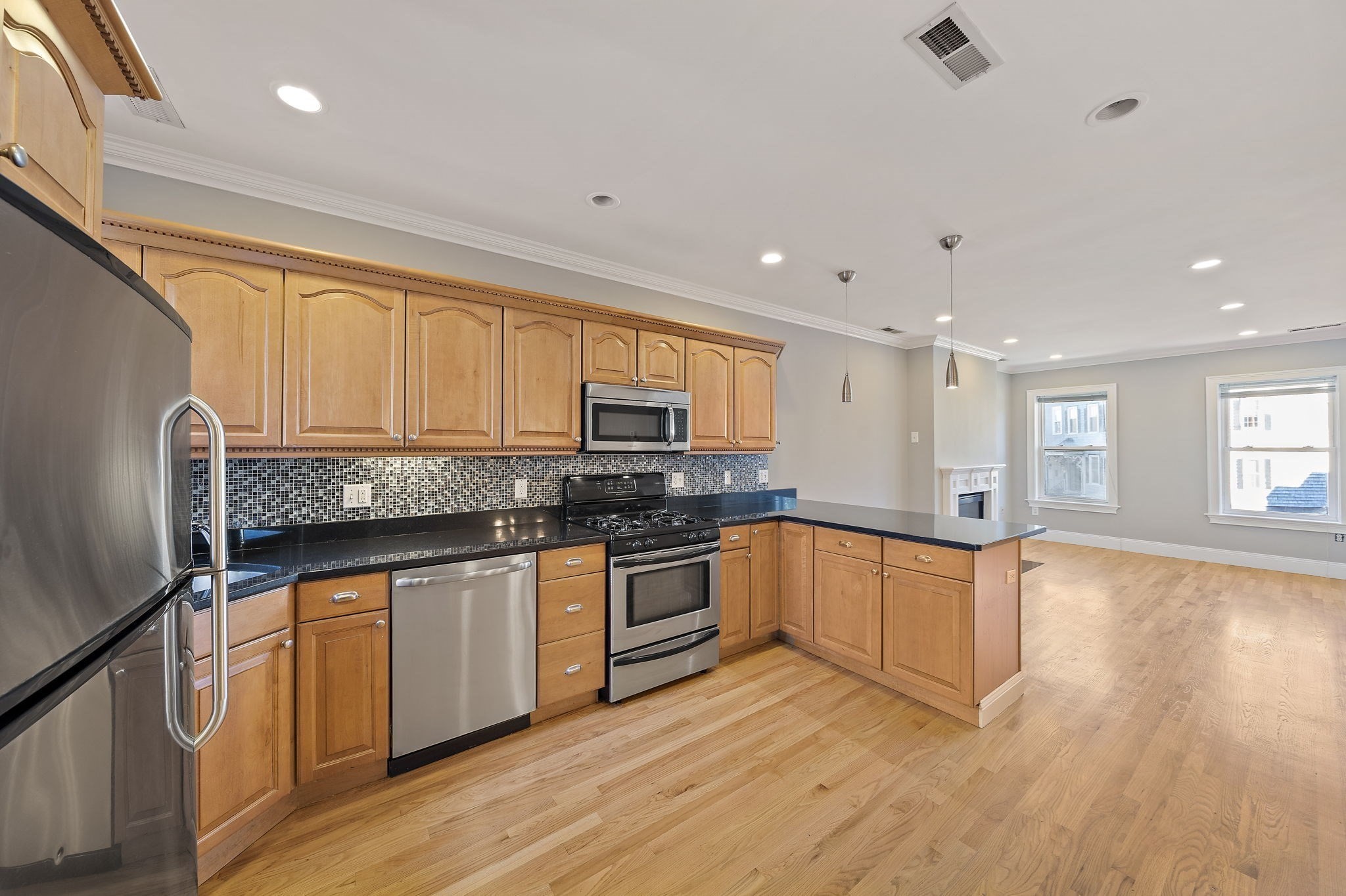 161 Dorchester St  UNIT 2 Boston Massachusetts United States, for Sale, residential, Darcy Bento, South Boston  Realtor Bento Real Estate Group, Bento Real Estate Group, Inc.