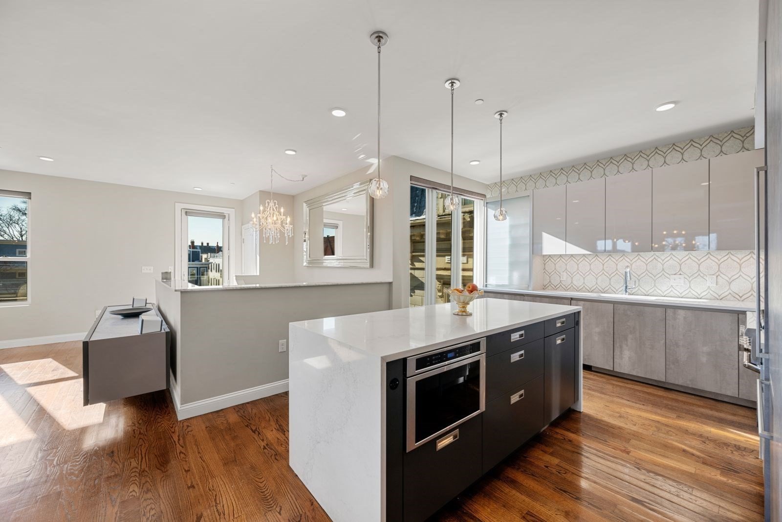928 E Broadway  UNIT 9 Boston Massachusetts United States, for Sale, residential, Darcy Bento, South Boston  Realtor Bento Real Estate Group, Bento Real Estate Group, Inc.
