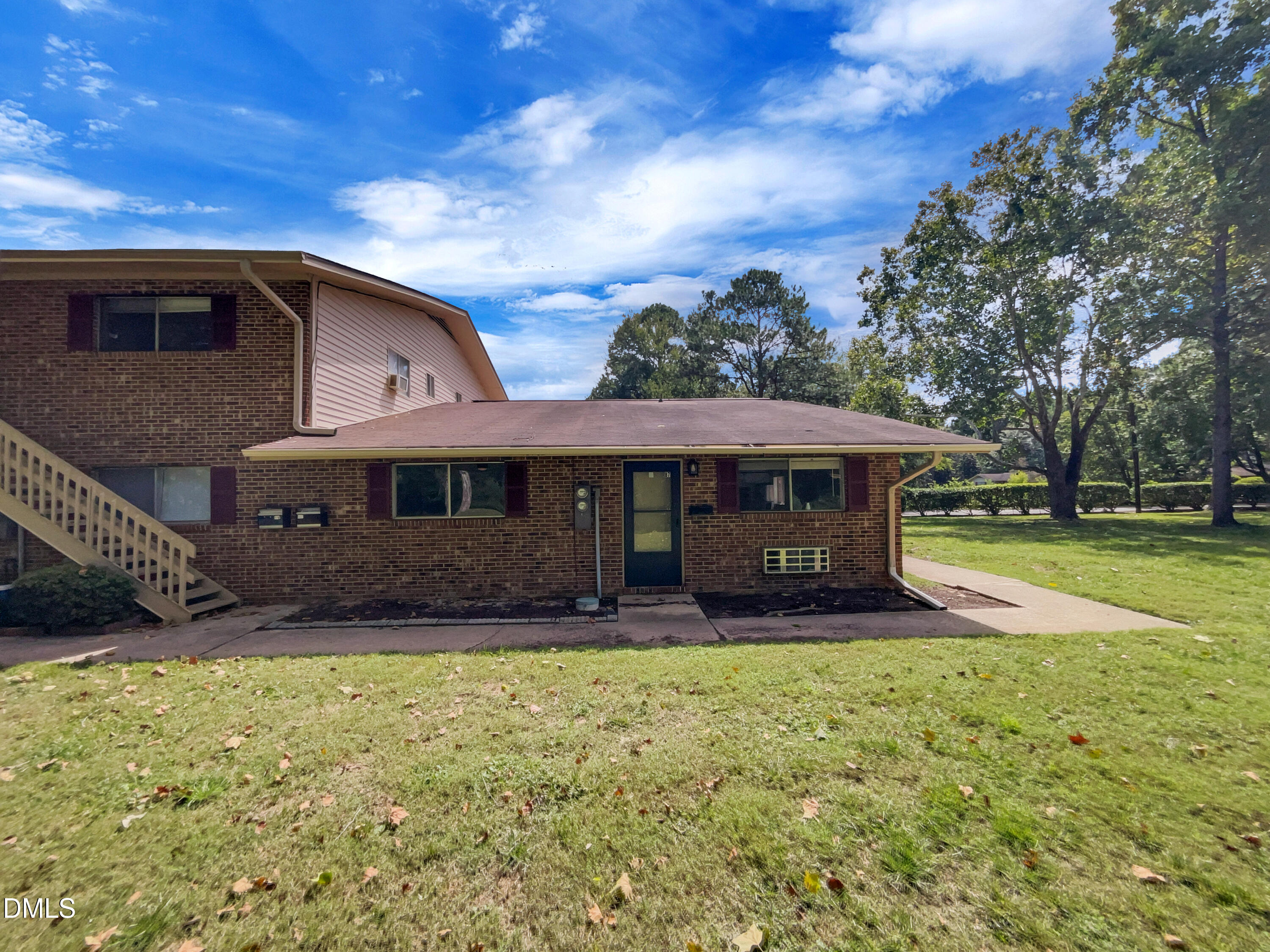 130 S Estes Drive APT Apt B7 Chapel Hill North Carolina United States, for Sale, residential,  , Realty World - Carolina Properties