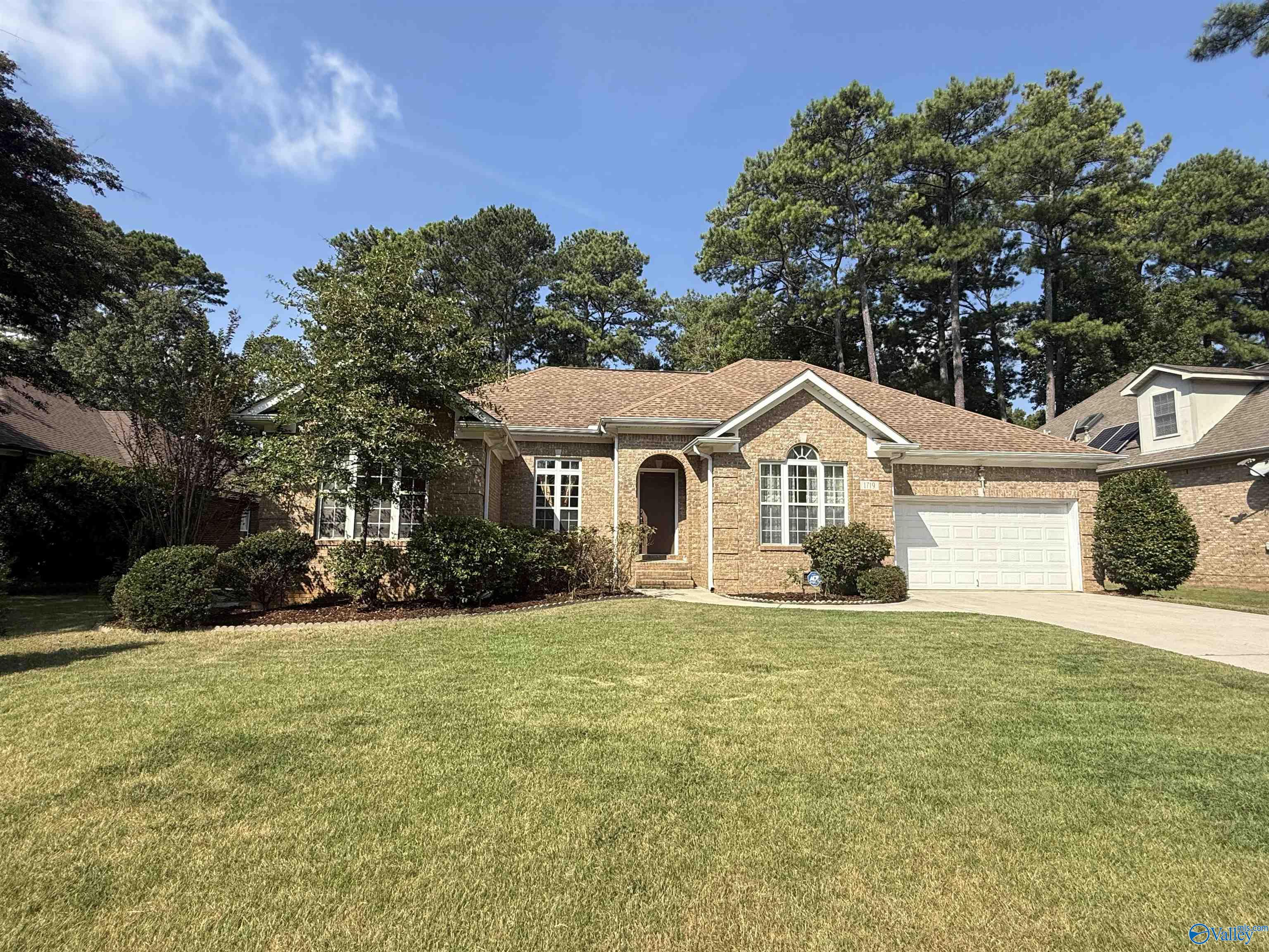 1719 Weymouth Lane Huntsville Alabama United States, for Rent, residential,  , Momentum Realty, LLC
