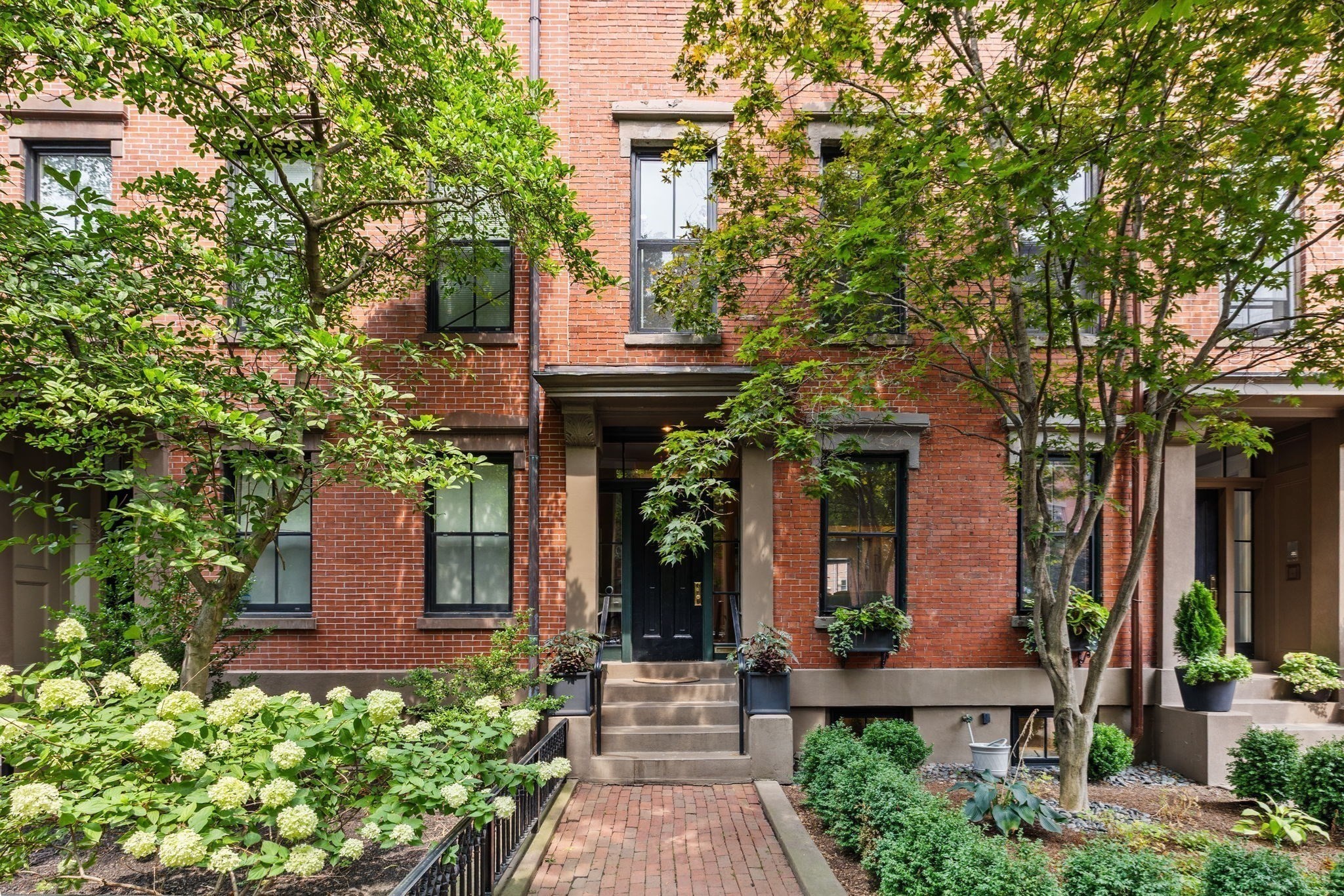 135 W Concord St  UNIT 1 Boston Massachusetts United States, for Rent, residential,  , The Edwards Realty Team - Barrett Sotheby's International Realty