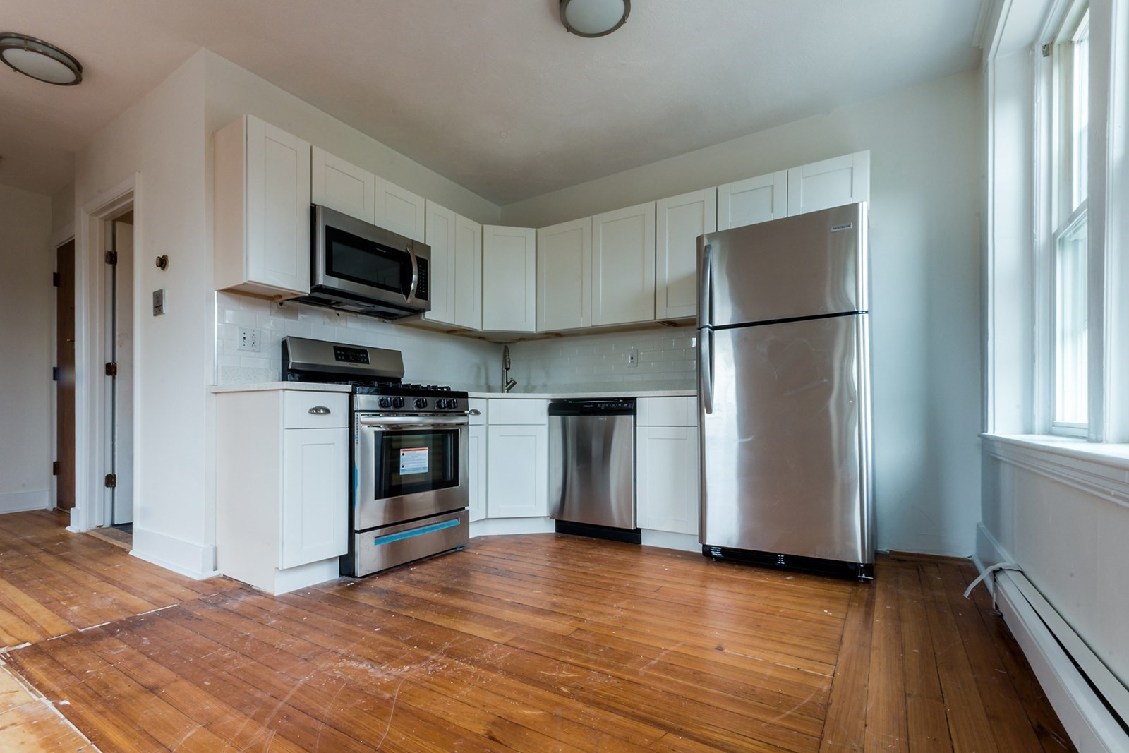 376 Washington  UNIT 8 Boston Massachusetts United States, for Rent, residential,  , The Edwards Realty Team - Barrett Sotheby's International Realty