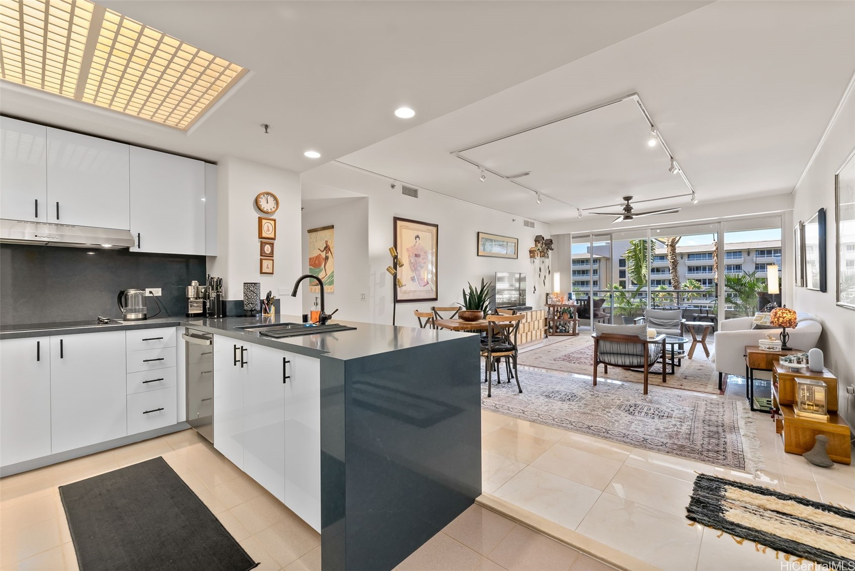 1 Keahole Place APT 3406 Honolulu Hawaii United States, for Sale, residential,  , SUN PROPERTIES