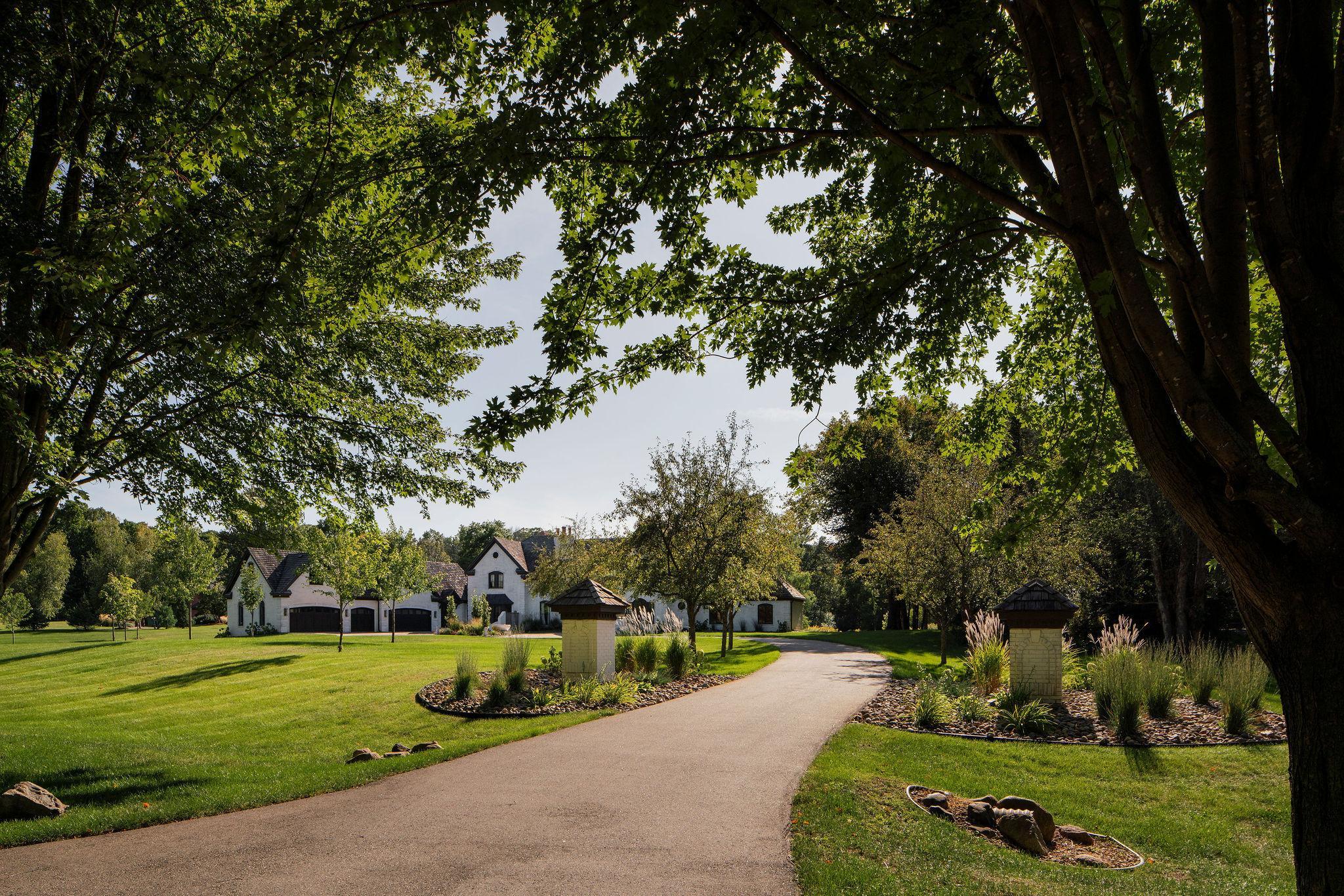170 Spur Circle Wayzata Minnesota United States, for Sale, residential, Kathy Sawicki, Coldwell Banker Realty