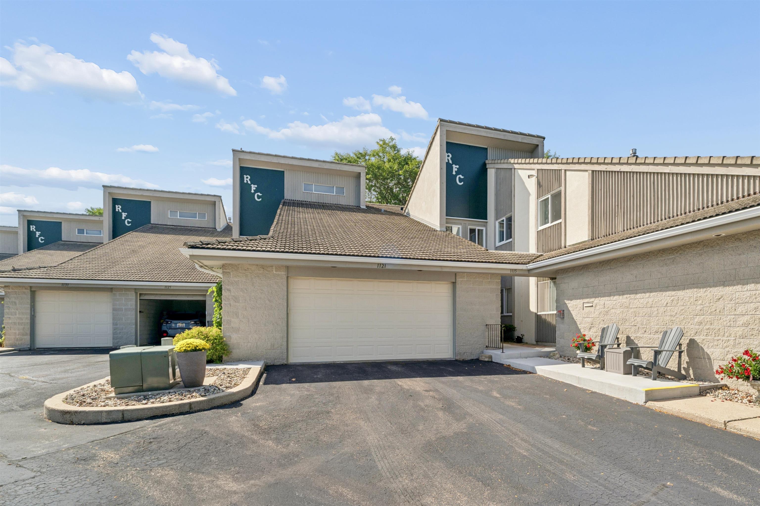 1121 S ONEIDA Street Appleton Wisconsin United States, for Sale, residential,  , Fireside Realty LLC