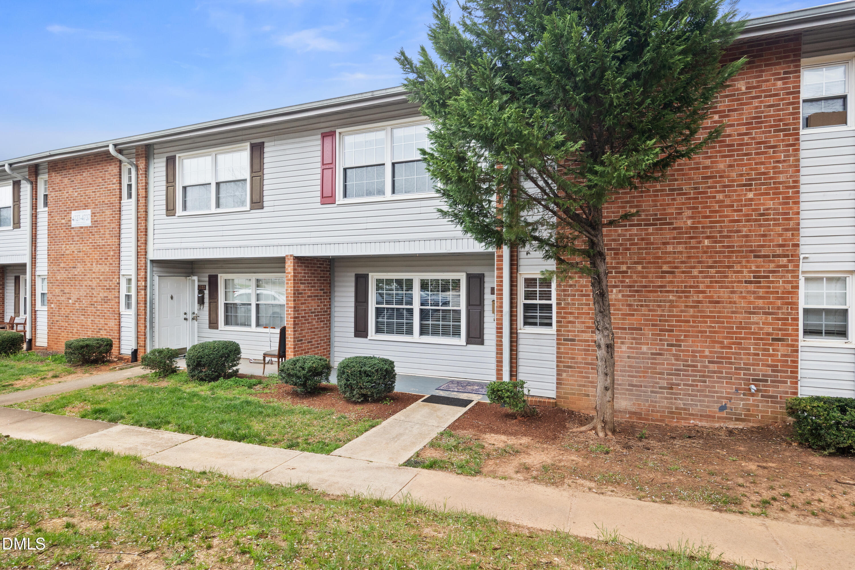4735 Champion Court Greensboro North Carolina United States, for Sale, residential,  , The Headley Group Realty