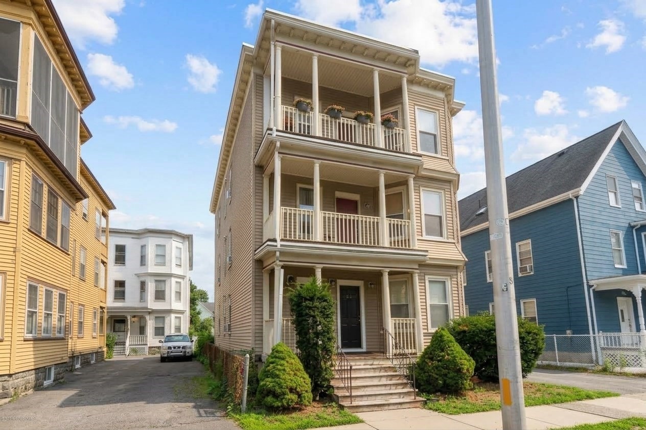 59 Harwood  UNIT 3 Lynn Massachusetts United States, for Sale, residential,  , CITIPOINT REALTY SERVICES, LLC
