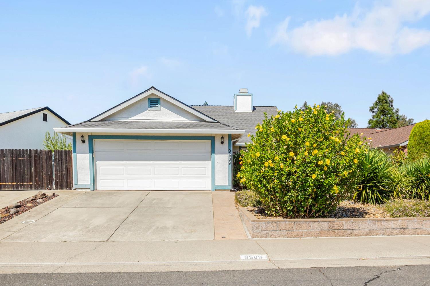 9509 Kellingworth Court Sacramento California United States, for Sale, residential,  , Royalty Property Management & Realty