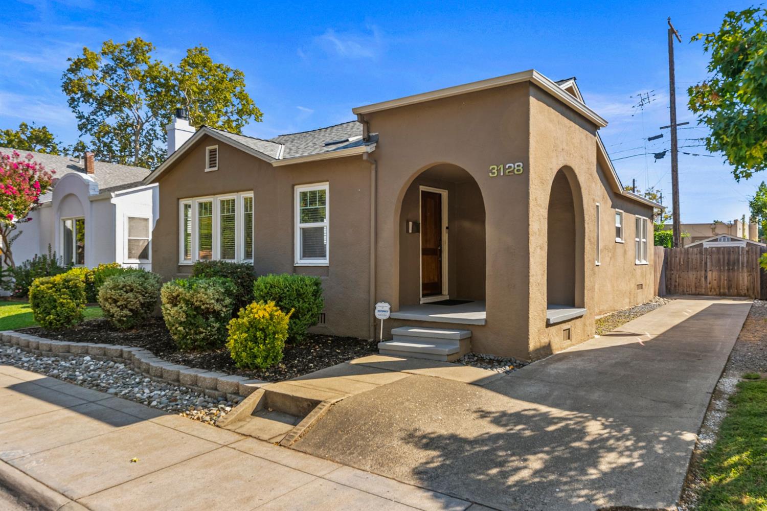 3128 N Street Sacramento California United States, for Sale, residential, , Royalty Property Management & Realty
