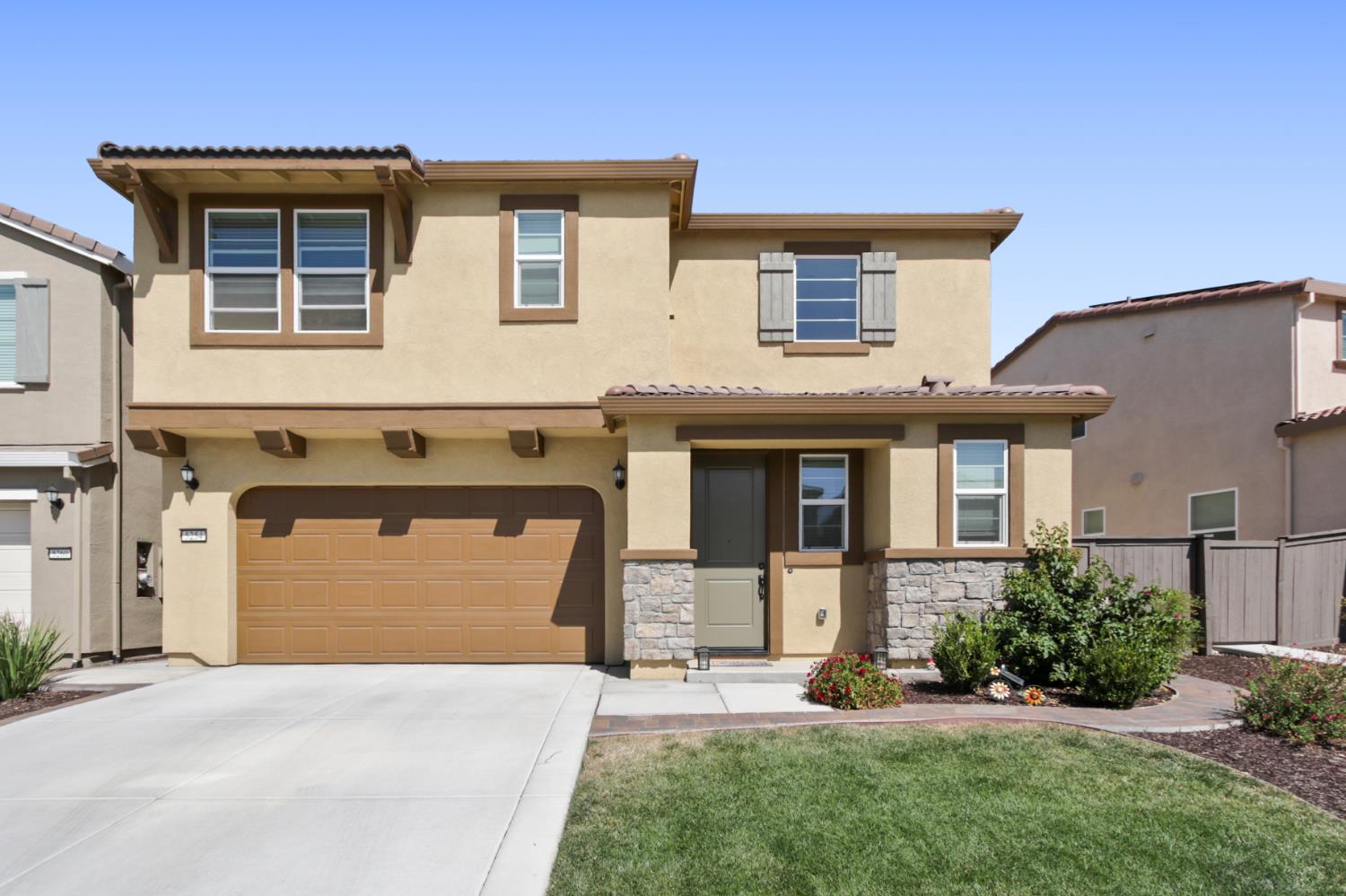 5254 W Oceanside Dr Sacramento California United States, for Sale, residential, , Royalty Property Management & Realty