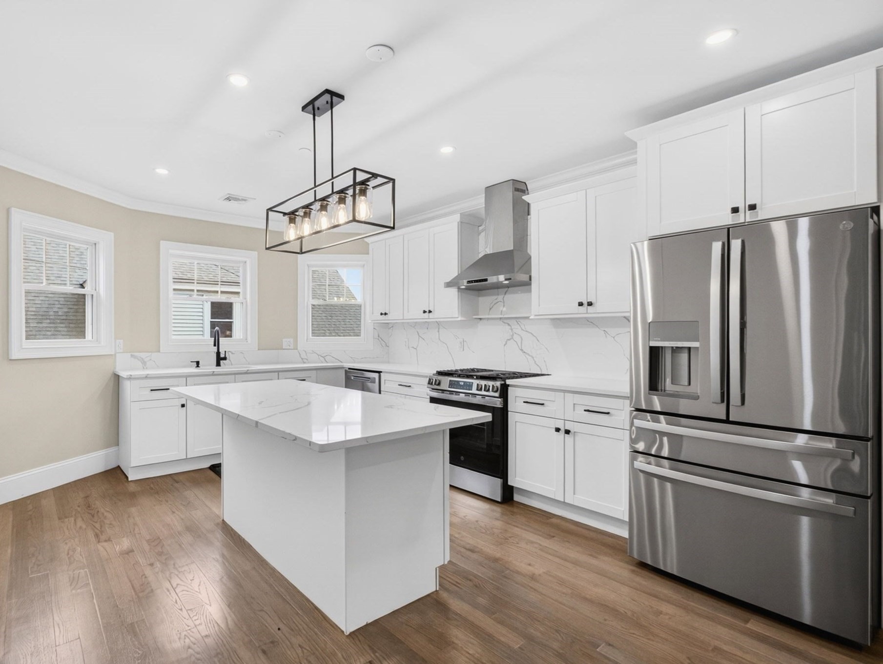 152 Washington St  UNIT 3 Boston Massachusetts United States, for Sale, residential,  , The Edwards Realty Team - Barrett Sotheby's International Realty