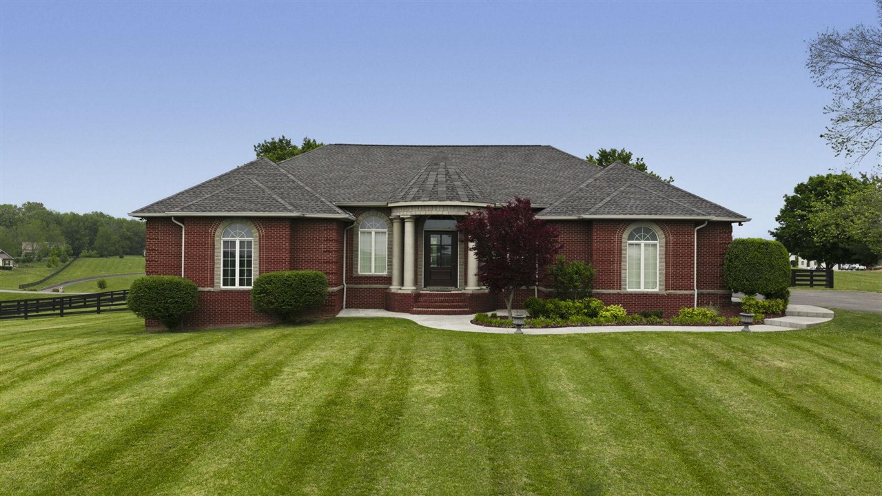 260 Stone Trace Court Bowling Green Kentucky United States, for Sale, residential, Adam  Hanes, LPT Realty