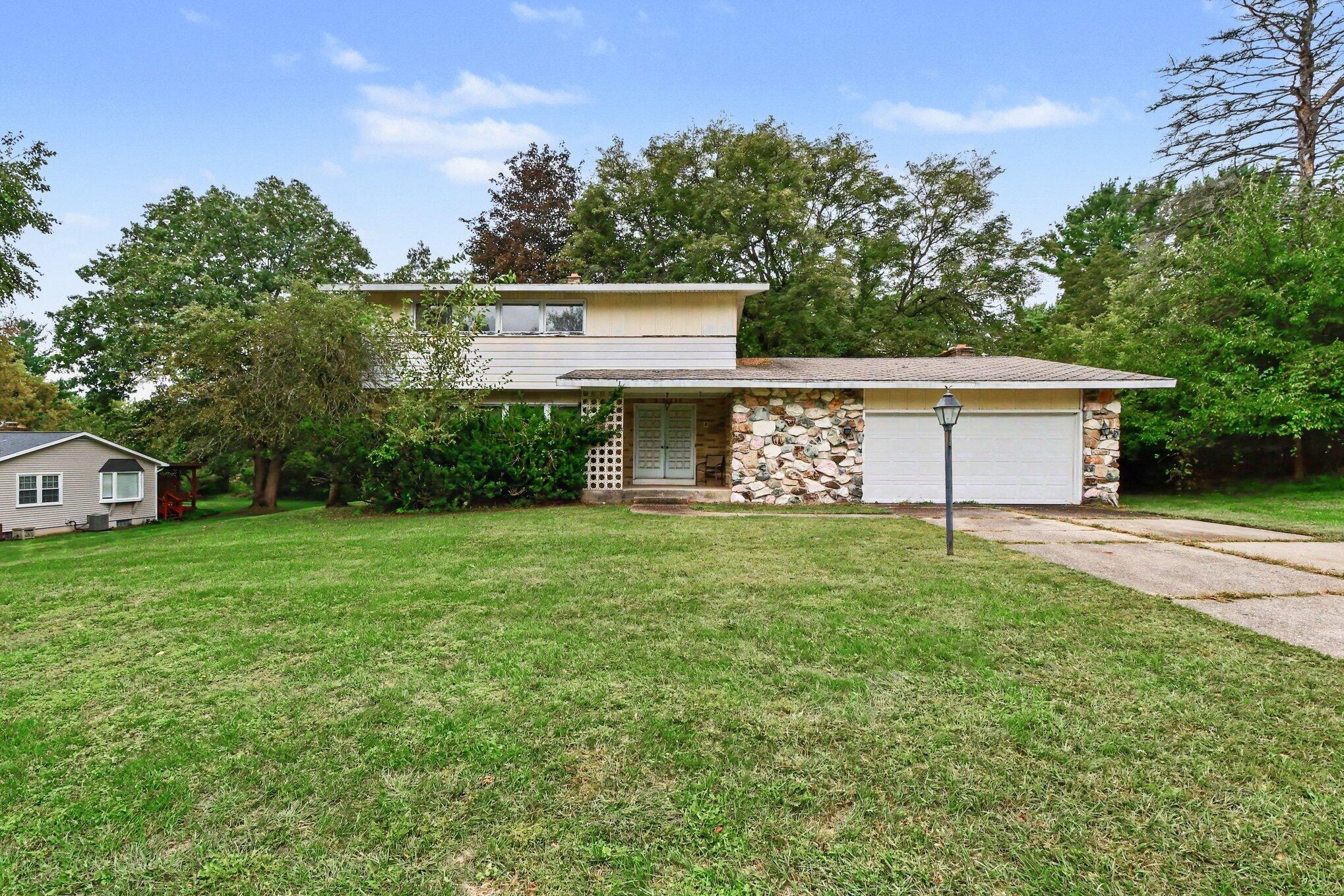 3423 Winterberry Court Grand Rapids Michigan United States, for Sale, residential,  , RW Daniels Realty