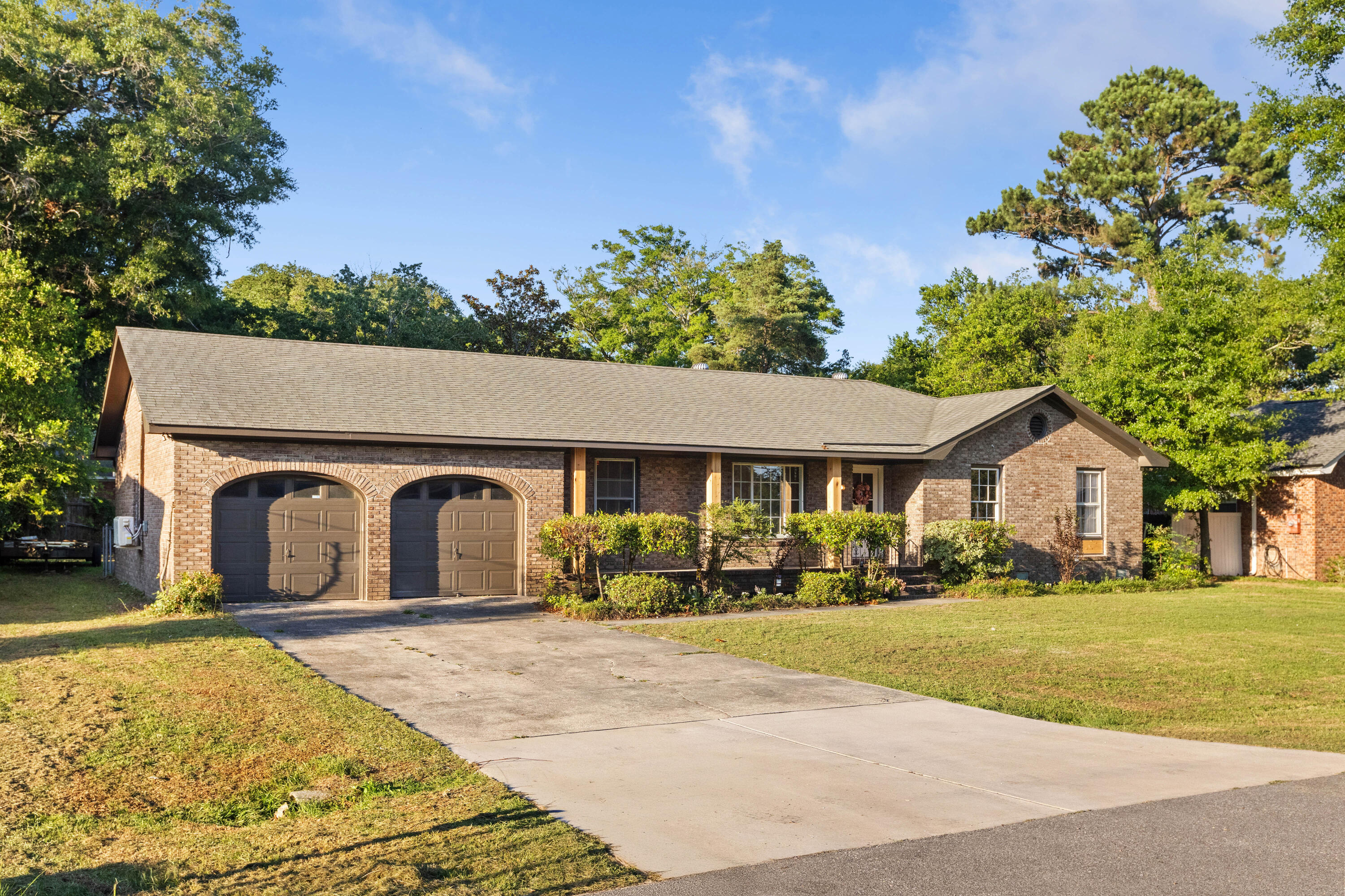 742 Leafwood Road Charleston South Carolina United States, for Sale, residential,  , Adler Realty