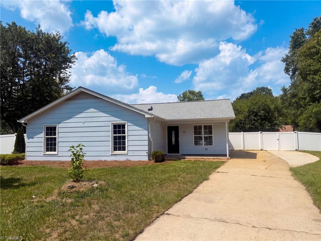 2 Cabot Court Greensboro North Carolina United States, for Sale, residential, J.C. Grose, Triad Home and Land Co.