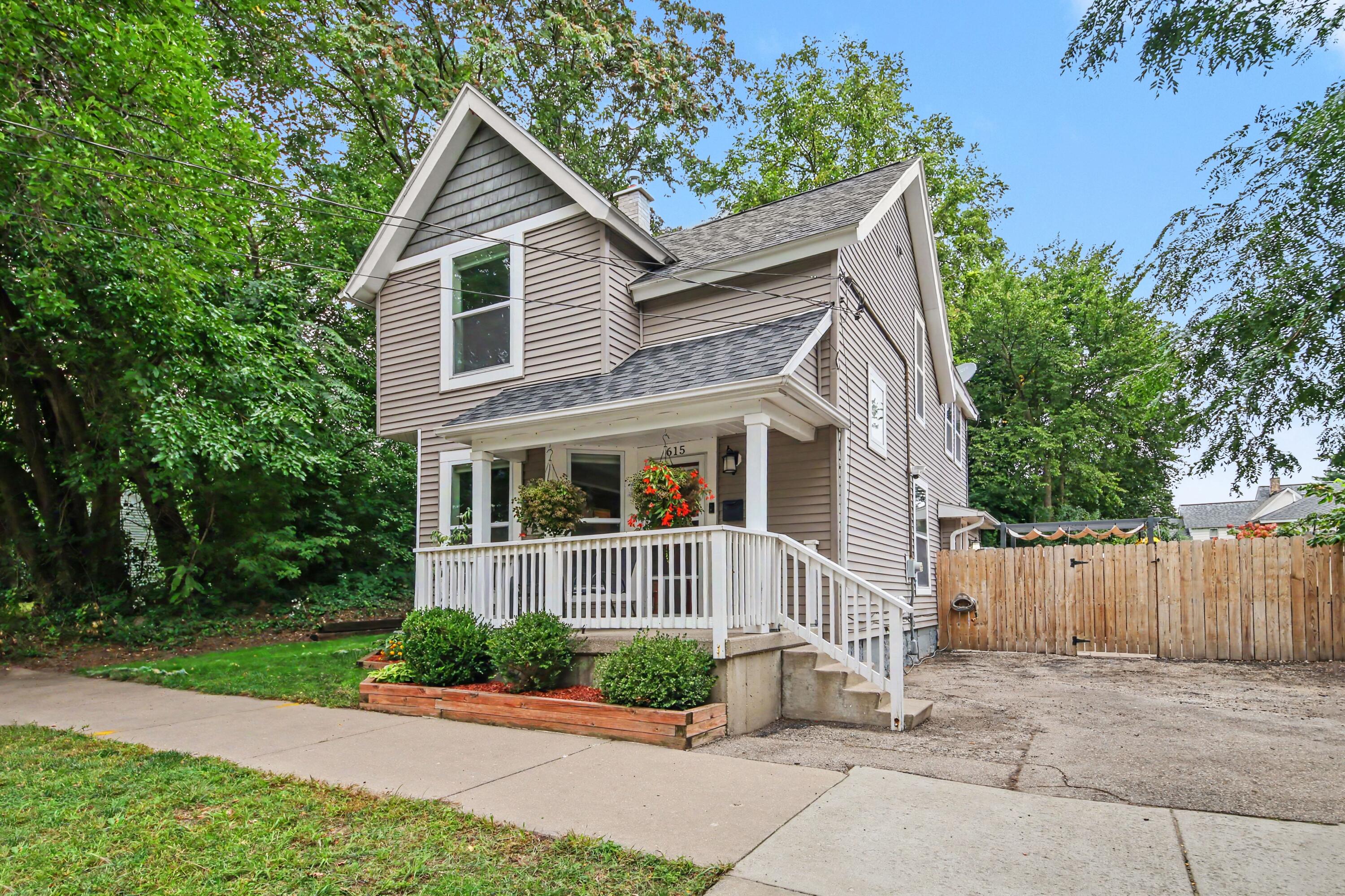 615 Sherman Street Grand Rapids Michigan United States, for Sale, residential,  , RW Daniels Realty