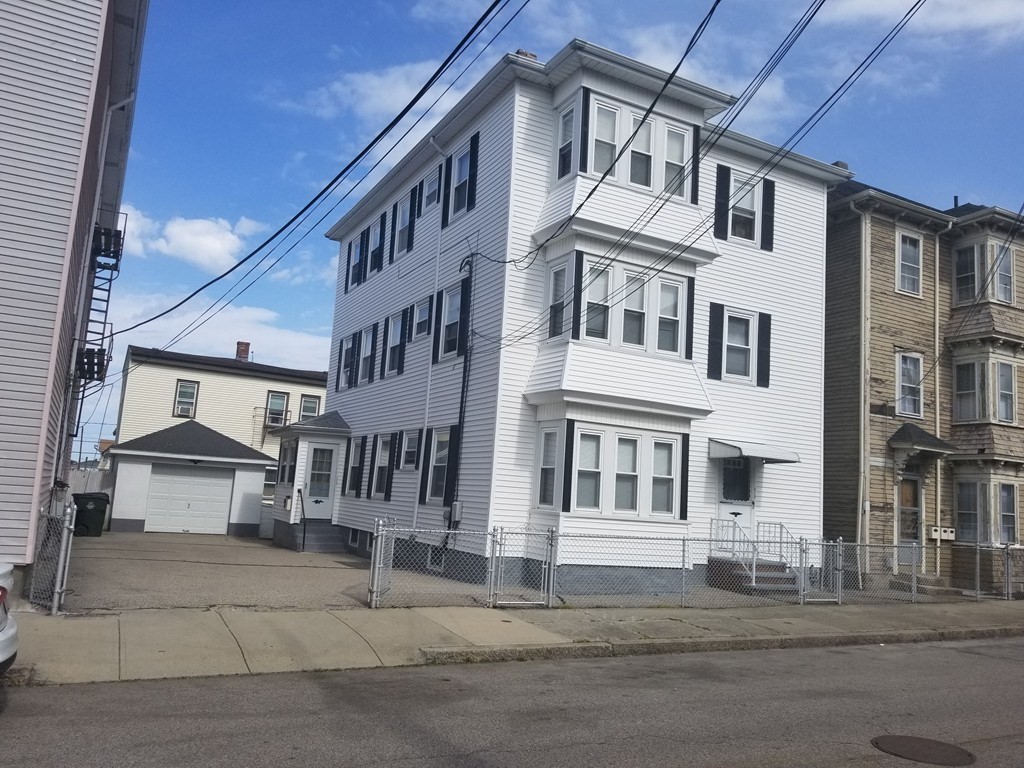 117 Thomas St Fall River Massachusetts United States, for Sale, residential, , CITIPOINT REALTY SERVICES, LLC
