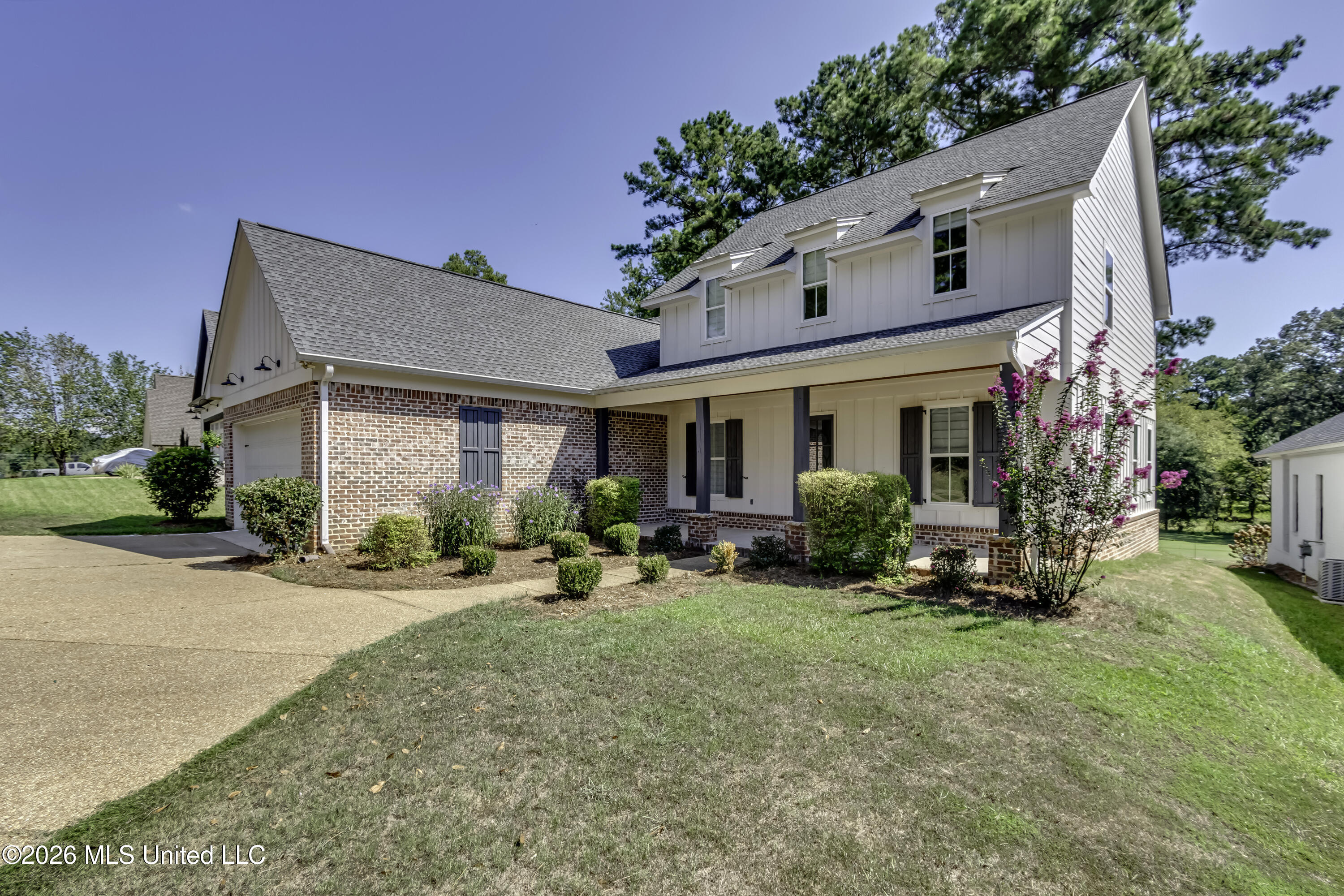 150 Pine Ridge Circle Brandon Mississippi United States, for Sale, residential, Jessica McLaurin, Rezults Realty, LLC