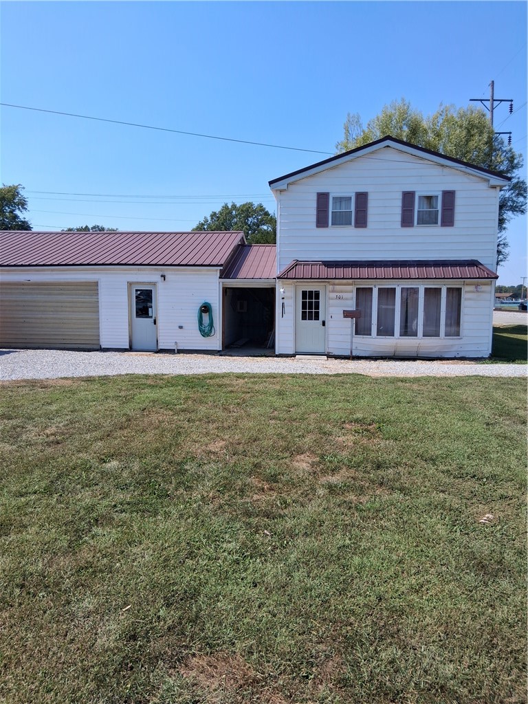 301 Sycamore Street Newton Illinois United States, for Sale, residential,  , Personal Service Realty