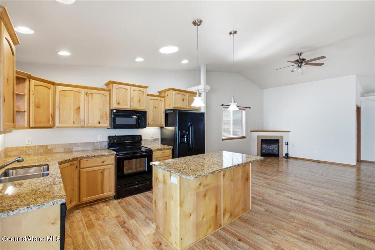 8745 W Zion ST Rathdrum Idaho United States, for Sale, residential, Jenna Wynand, Realty ONE Group Eclipse