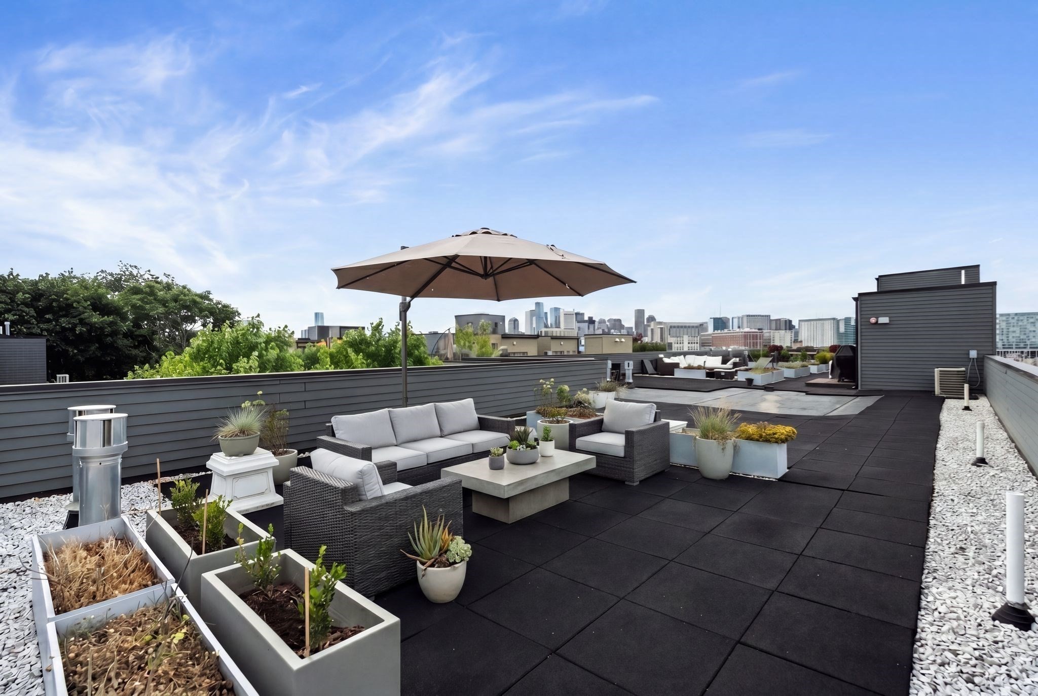 537 E 1st Street  UNIT 6 Boston Massachusetts United States, for Sale, residential, Darcy Bento, South Boston  Realtor Bento Real Estate Group, Bento Real Estate Group, Inc.