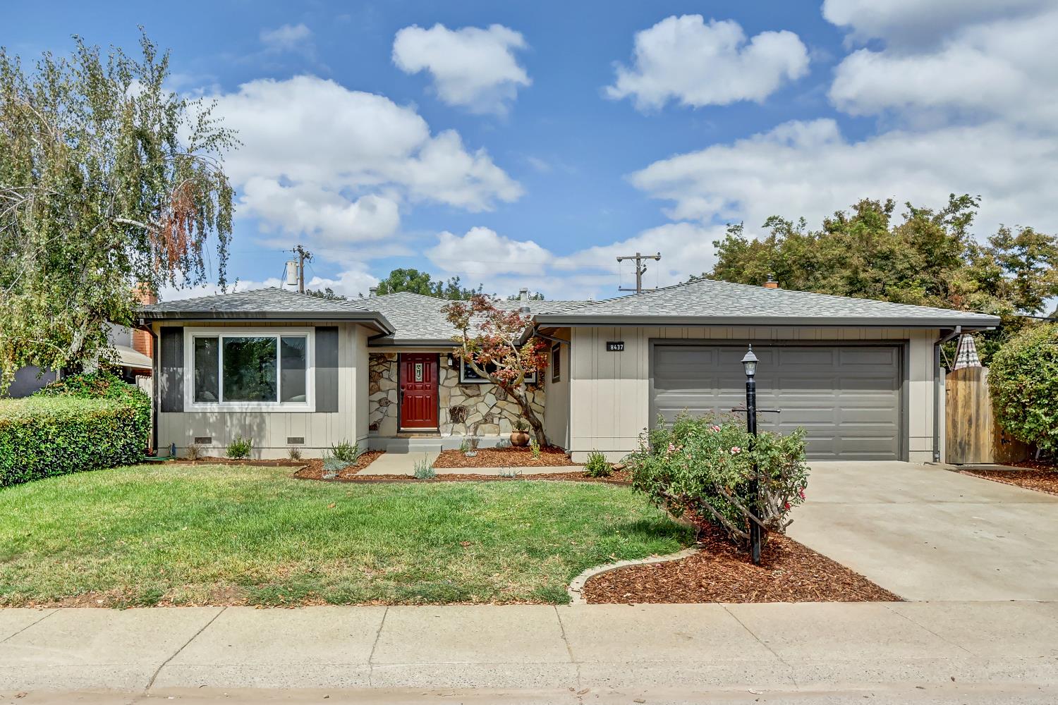 8437 Lake Forest Sacramento California United States, for Sale, residential, , Royalty Property Management & Realty