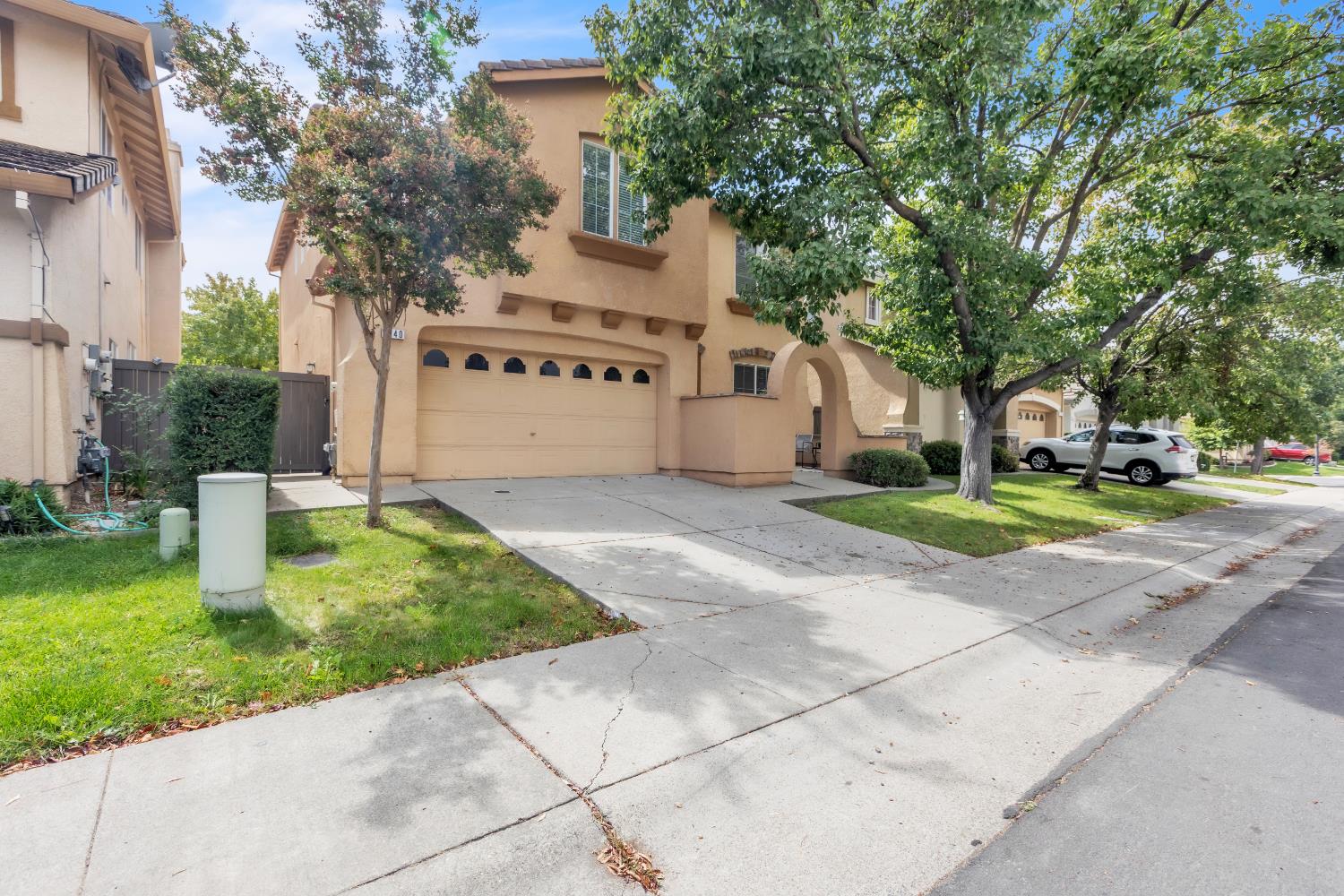 2140 Mabry Drive Sacramento California United States, for Sale, residential, , Royalty Property Management & Realty