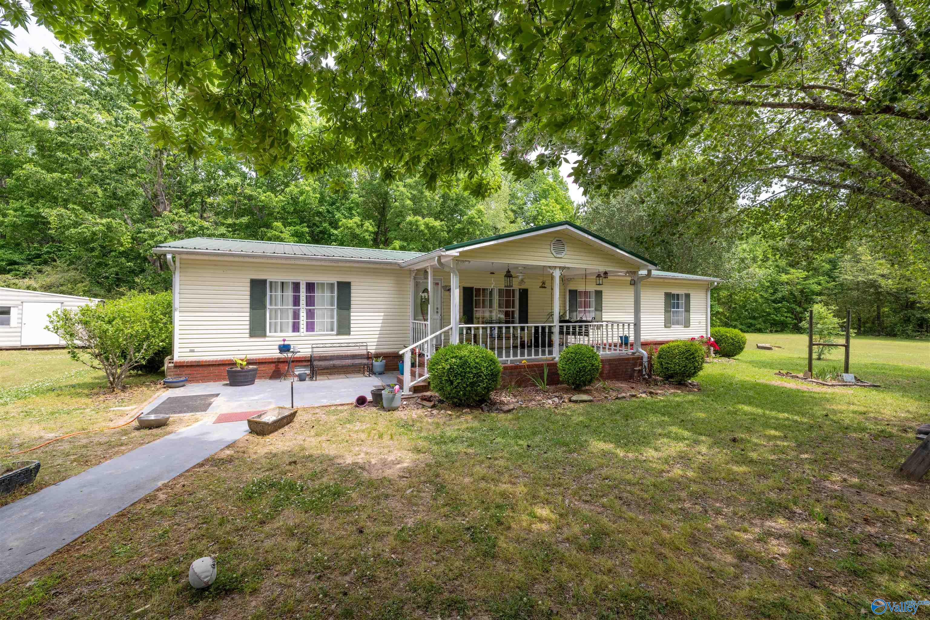 804 Bexar Avenue Hamilton Alabama United States, for Sale, residential, Demo Agent, InCom Real Estate - New Demo Office