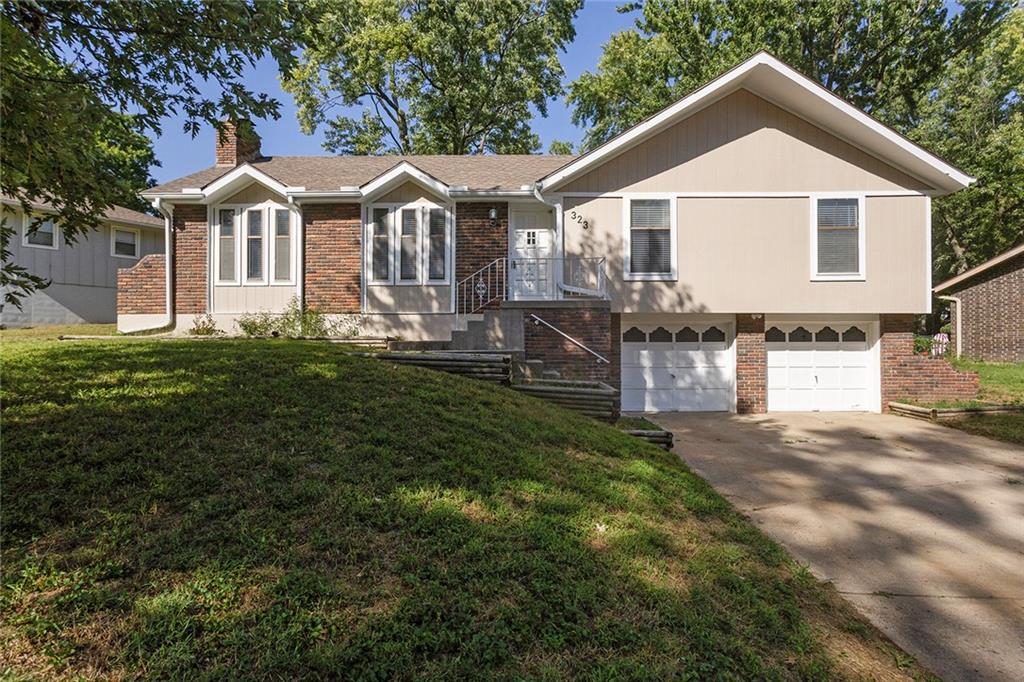 323 Gladstone Drive Blue Springs Missouri United States, for Sale, residential,  , Juncture Real Estate