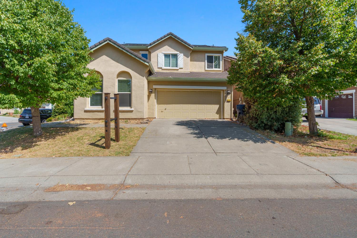 5 Tanzanite Court Sacramento California United States, for Sale, residential, , Royalty Property Management & Realty