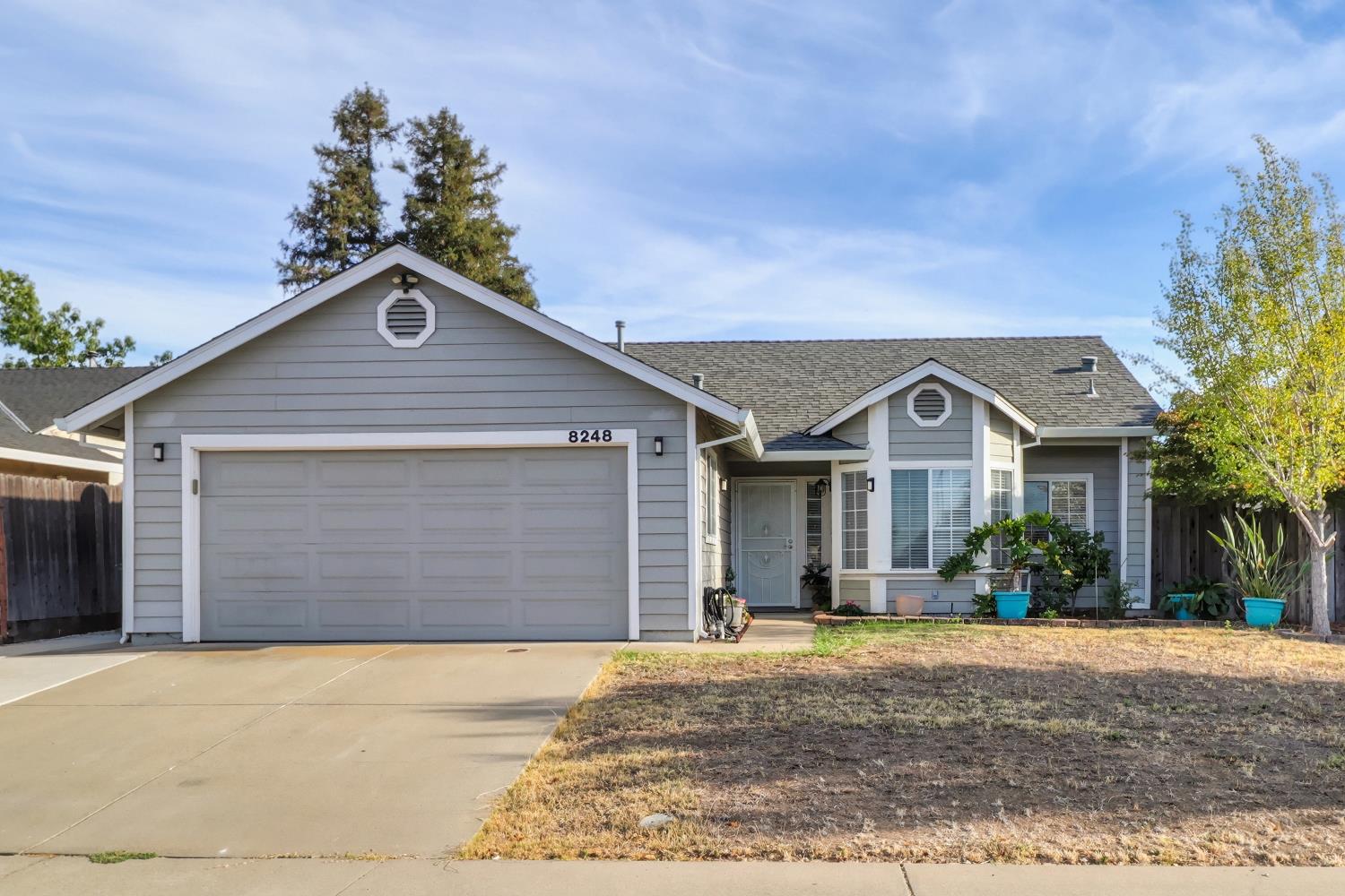 8248 Cliffe Way Sacramento California United States, for Sale, residential, , Royalty Property Management & Realty