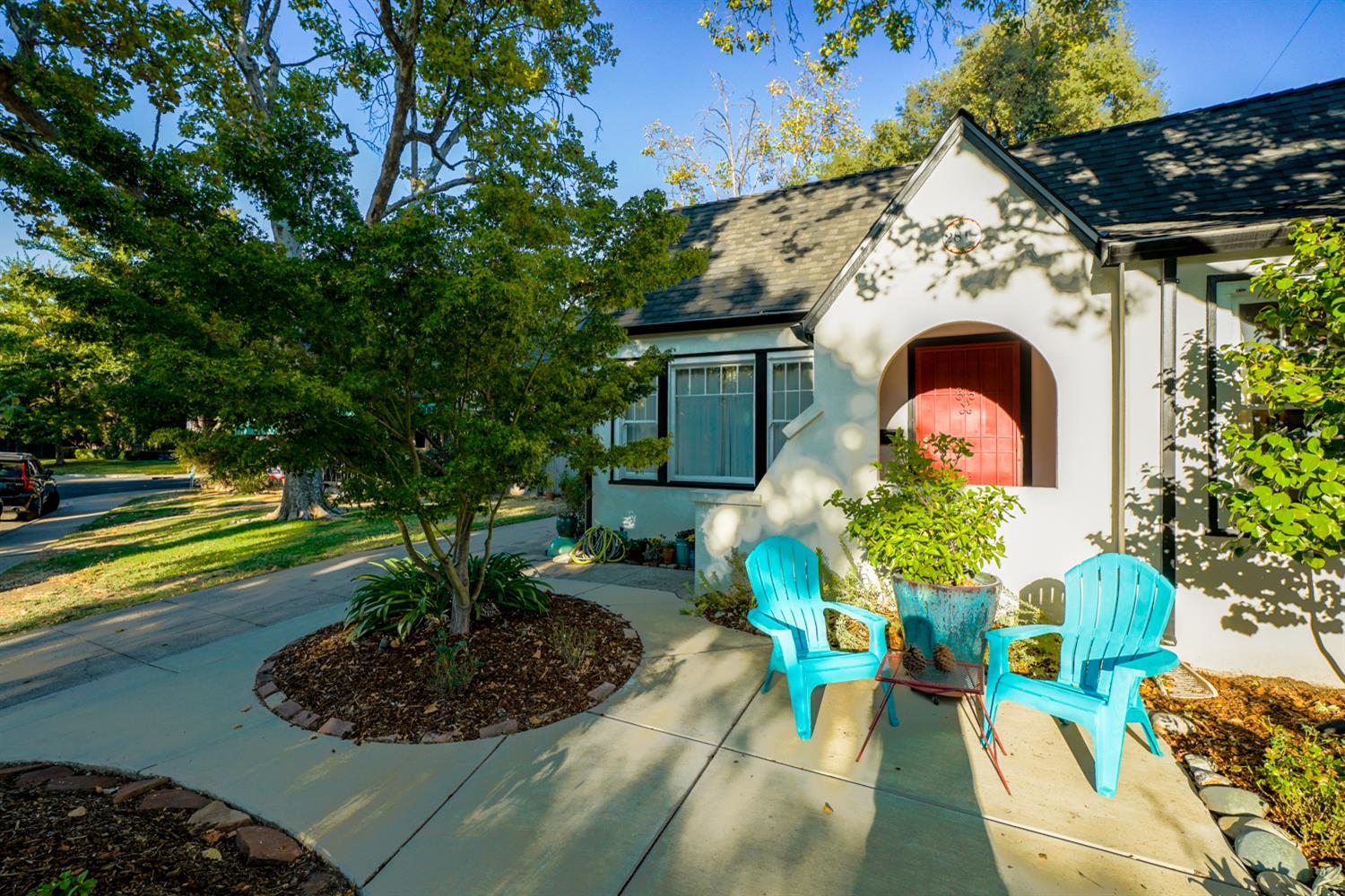 2813 27th Street Sacramento California United States, for Sale, residential,  , SacHomes Realty Group