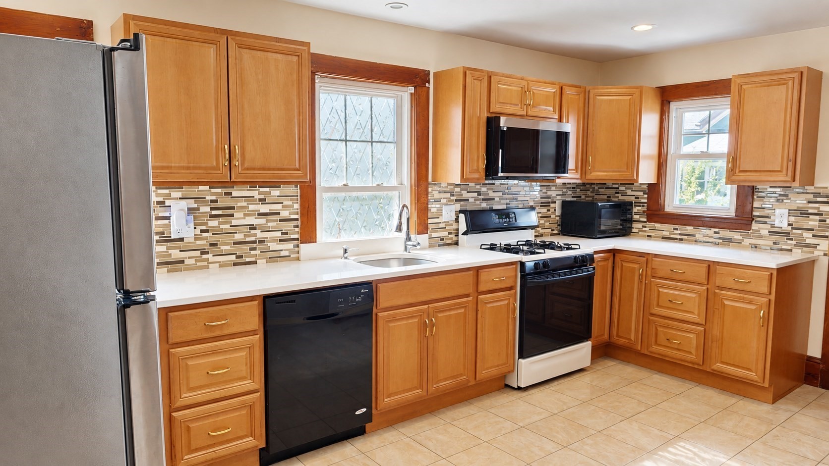 20 Lyne Rd  UNIT 2 Boston Massachusetts United States, for Rent, residential,  , The Edwards Realty Team - Barrett Sotheby's International Realty