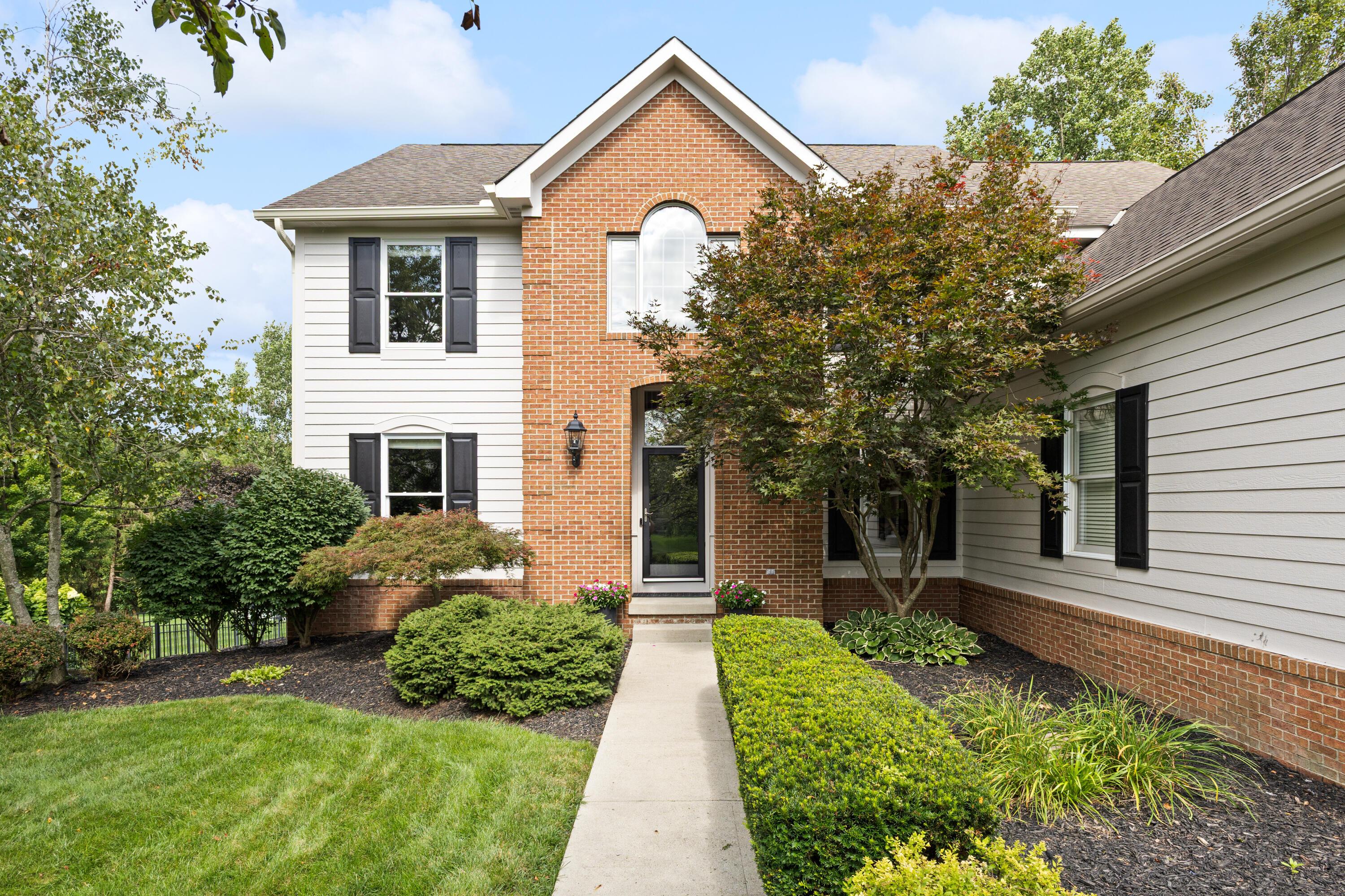 8423 Daventry Court Powell Ohio United States, for Sale, residential,  , The Hessenauer Corporation