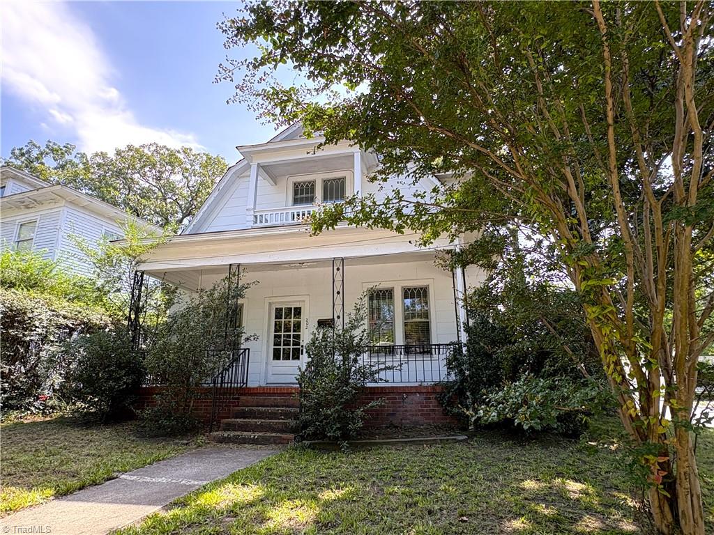 202 Isabel Street Greensboro North Carolina United States, for Sale, residential, J.C. Grose, Triad Home and Land Co.