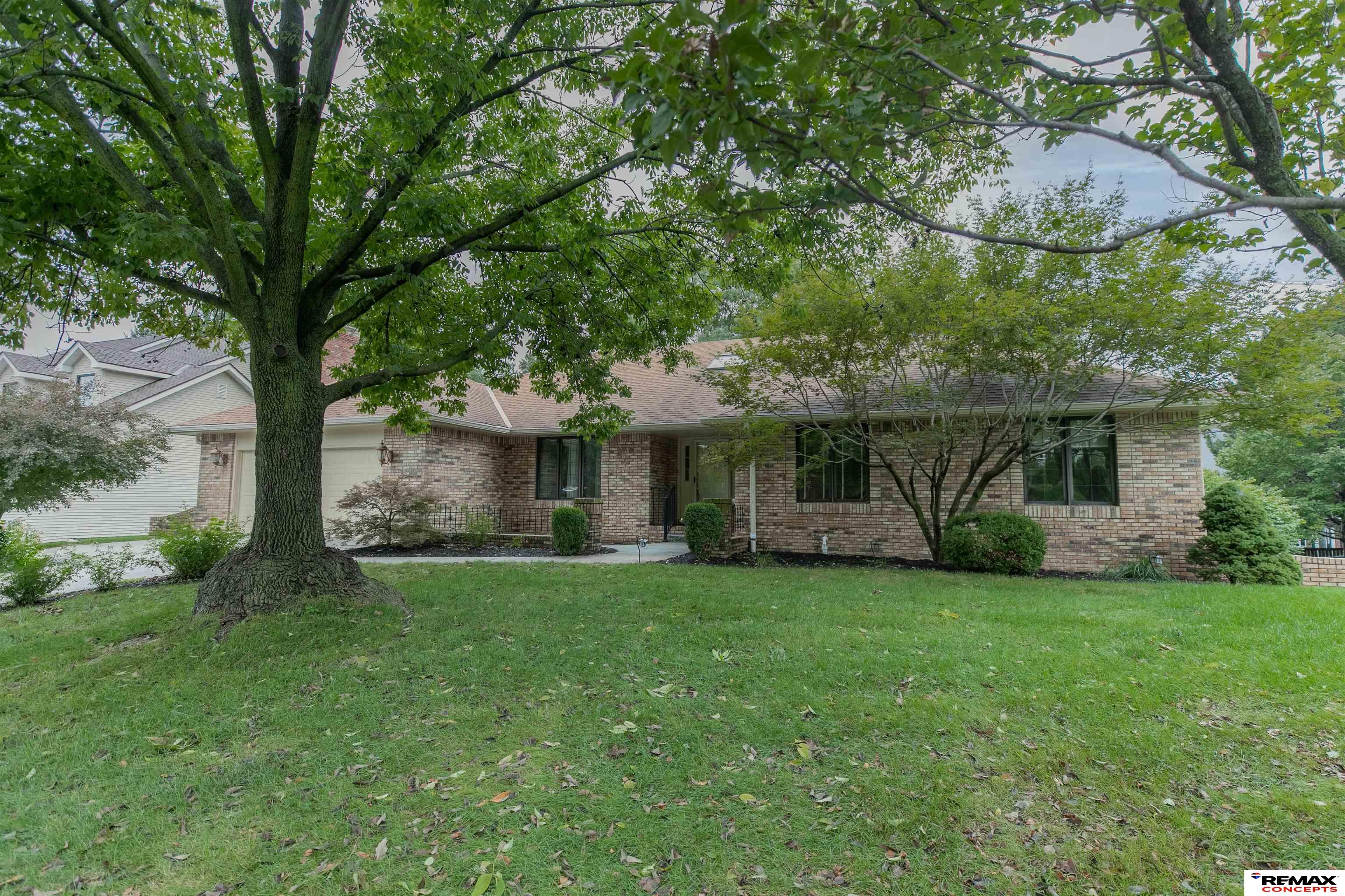 8239 Dorset Drive Lincoln Nebraska United States, for Sale, residential,  , Wolf Professional Realty PC