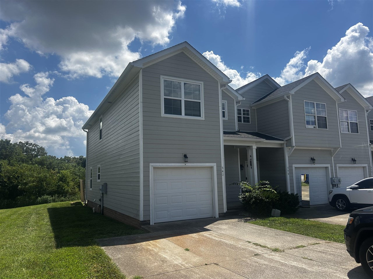 542 Village Creek Drive Bowling Green Kentucky United States, for Sale, residential, Adam  Hanes, LPT Realty