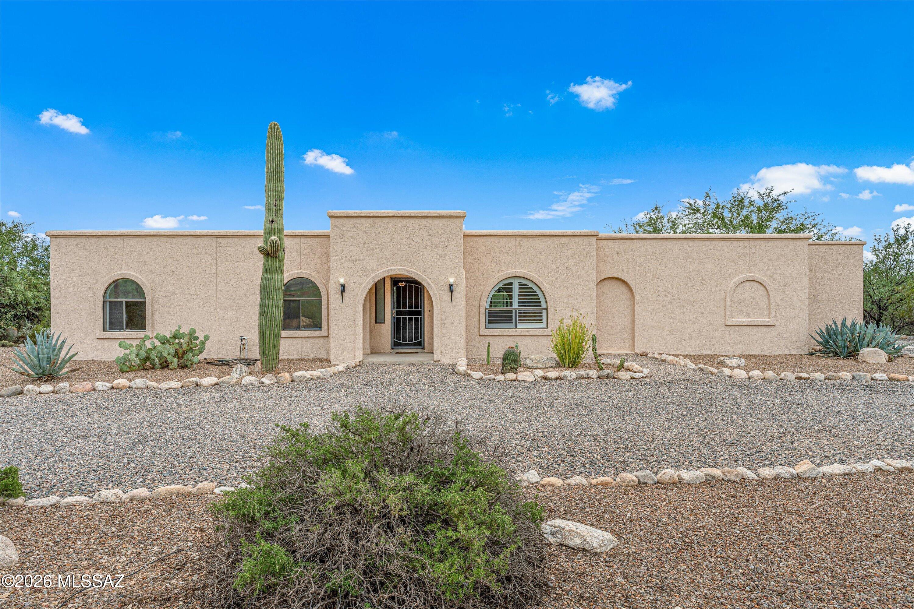 8300 E Ocotillo Drive Tucson Arizona United States, for Sale, residential, Aaron Lieberman, TIERRA ANTIGUA REALTY