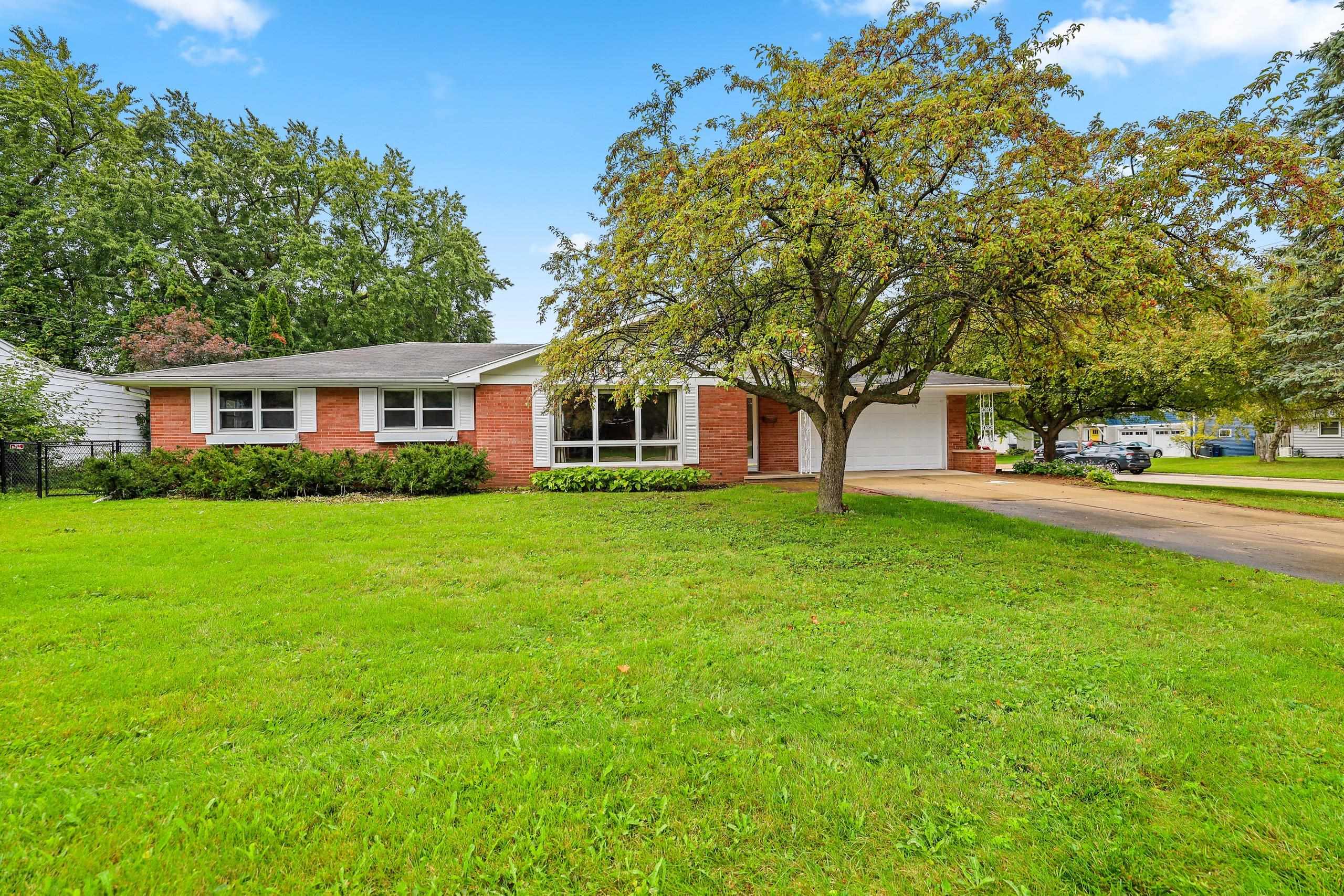 140 HELENE Court Green Bay Wisconsin United States, for Sale, residential,  , Fireside Realty LLC
