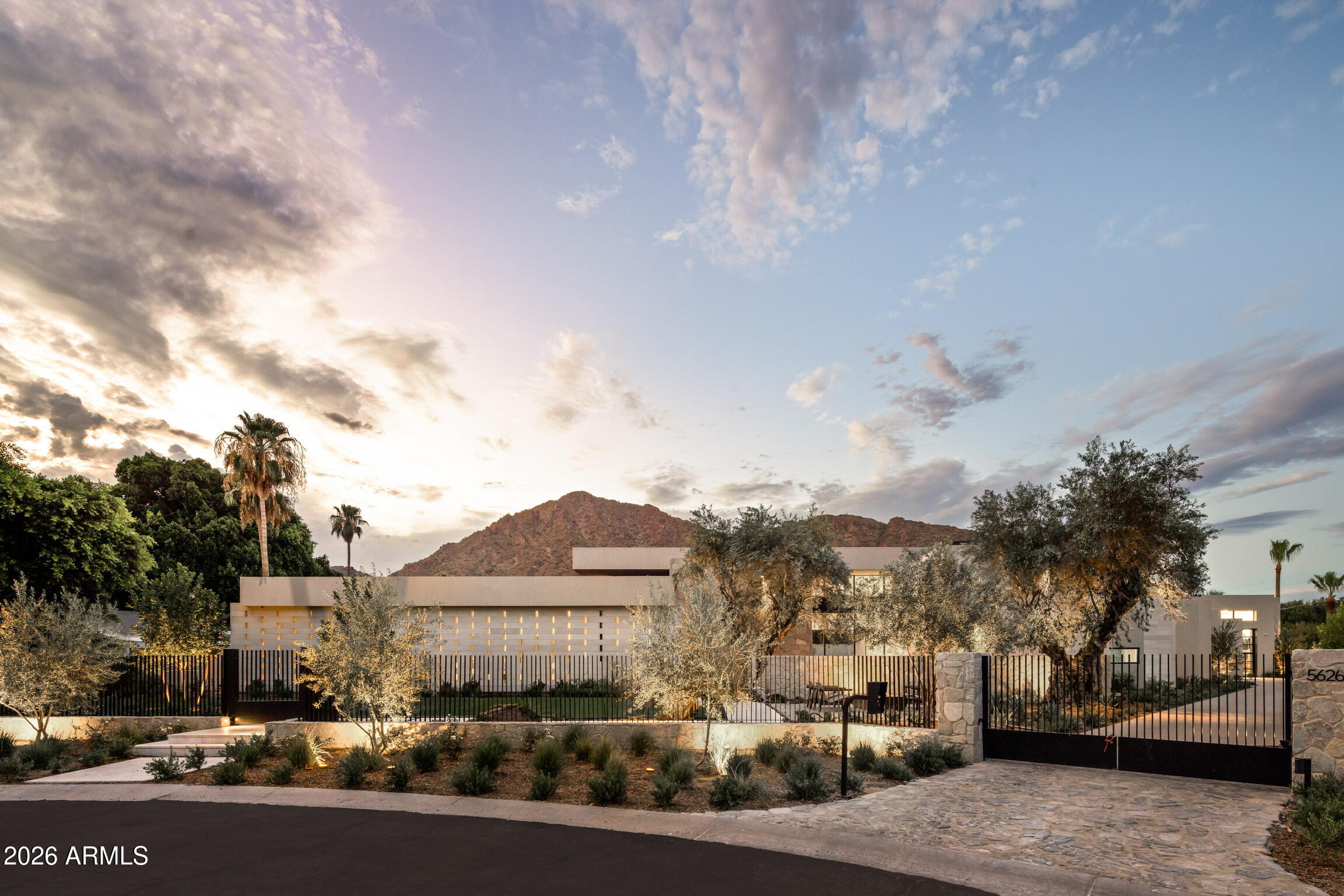 5626 E MONTECITO Avenue Phoenix Arizona United States, for Sale, residential, Dee  Nowell, Compass